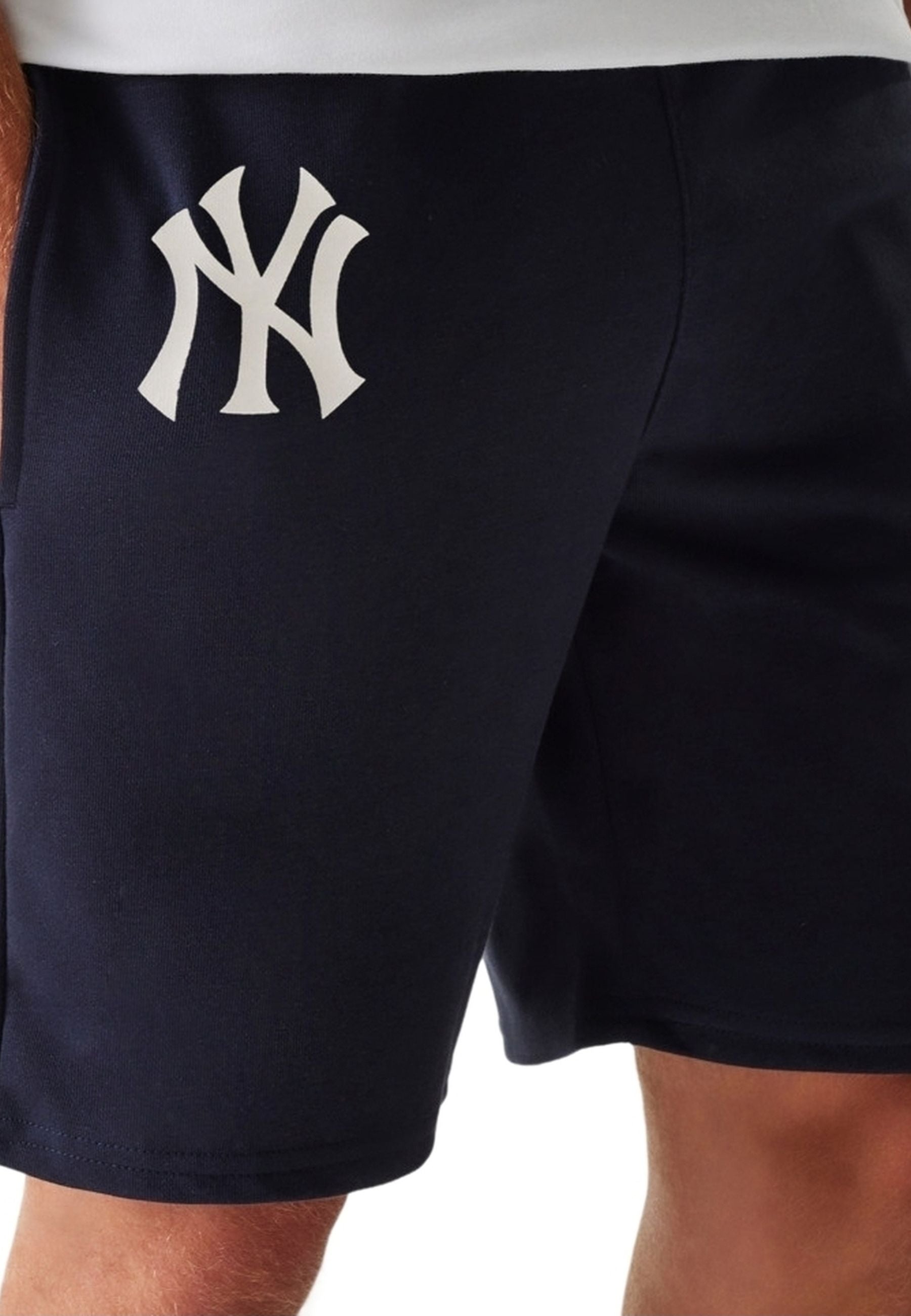 BERMUDA NEW ERA MARINO YANKEES MLB LE SHORT NEYYAN