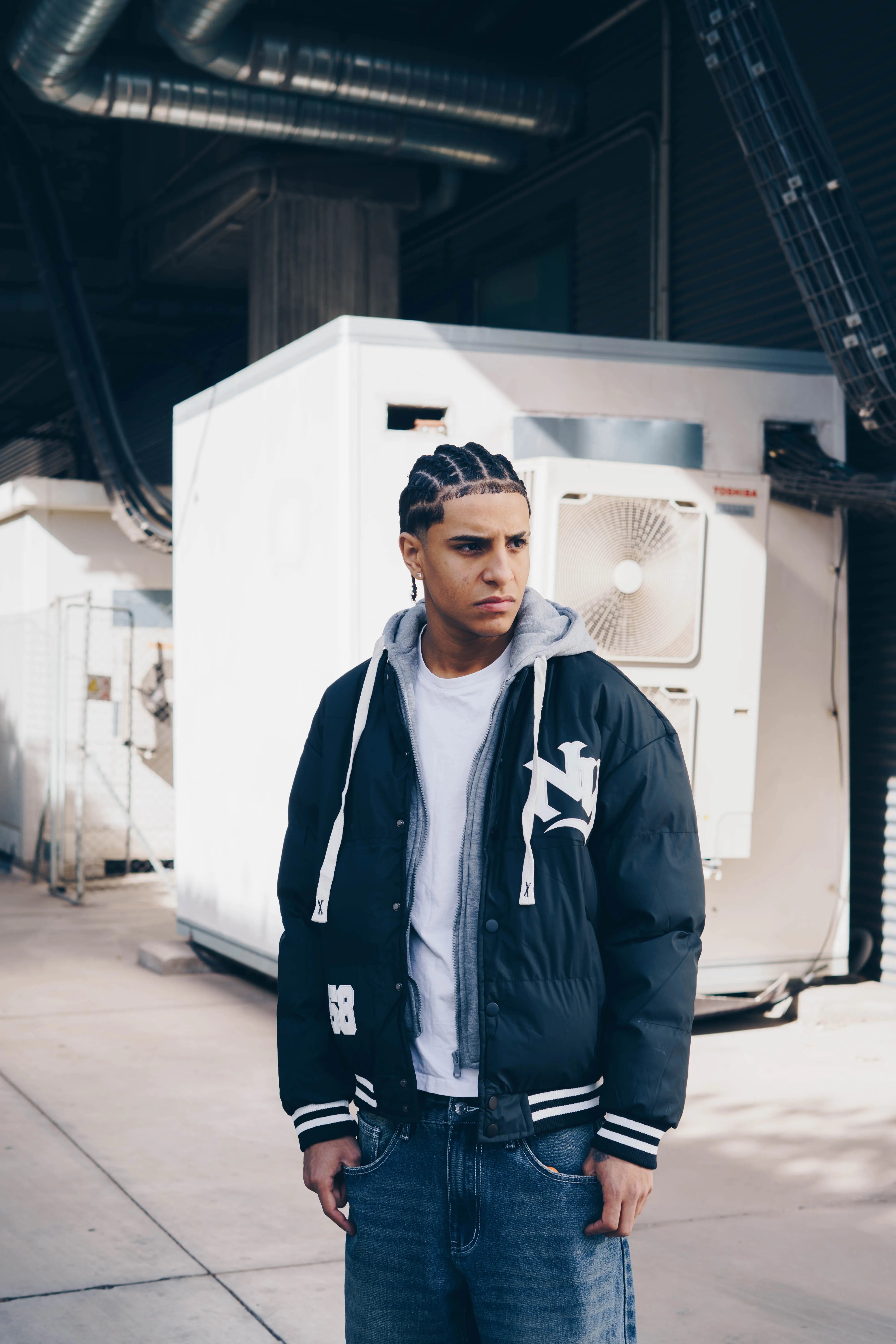 CAZADORA NEGRA NY COACH JACKET