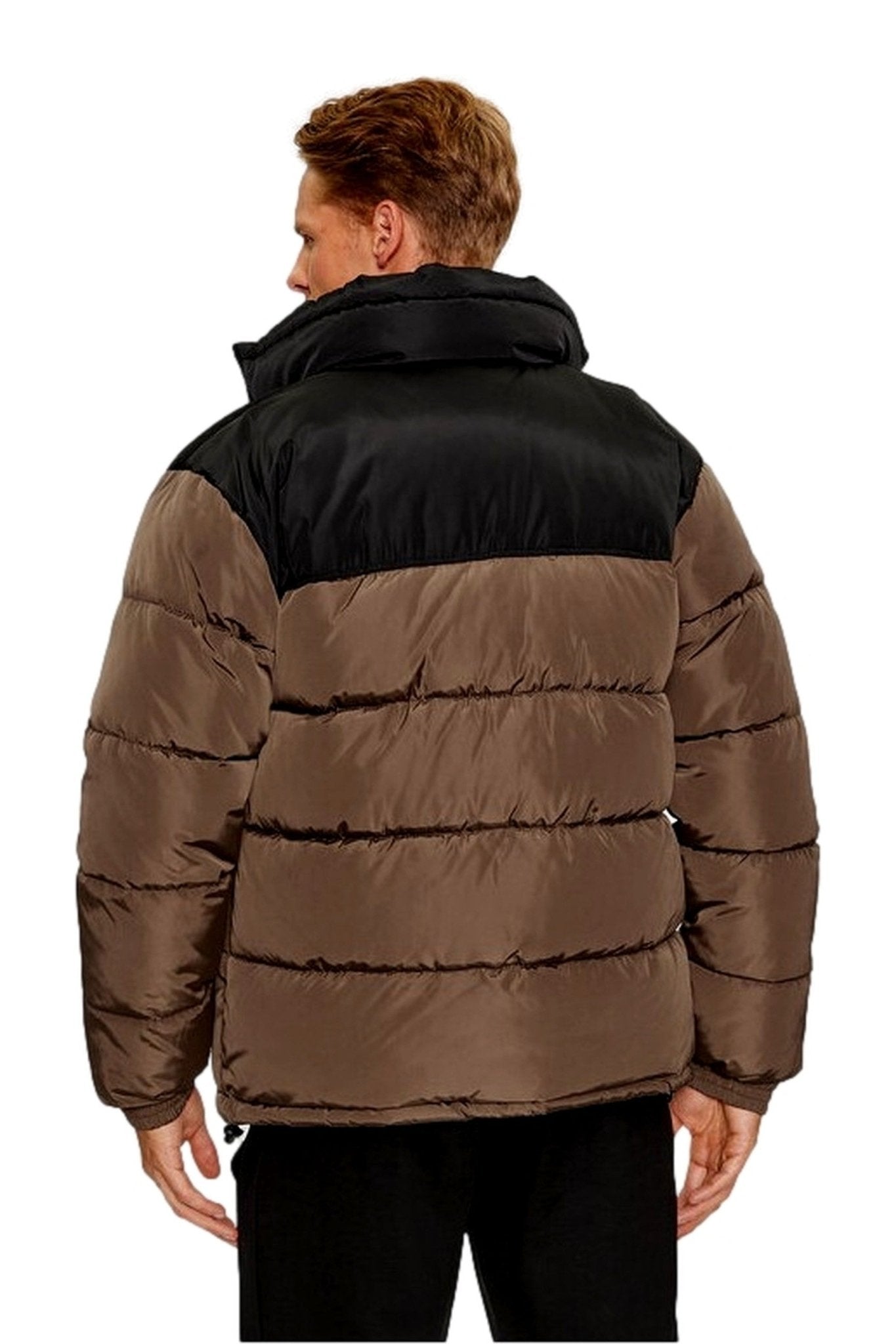 ABRIGO KARL KANI MARRON RETRO ESSENTIAL PUFFER JACKET - AREA ZERO