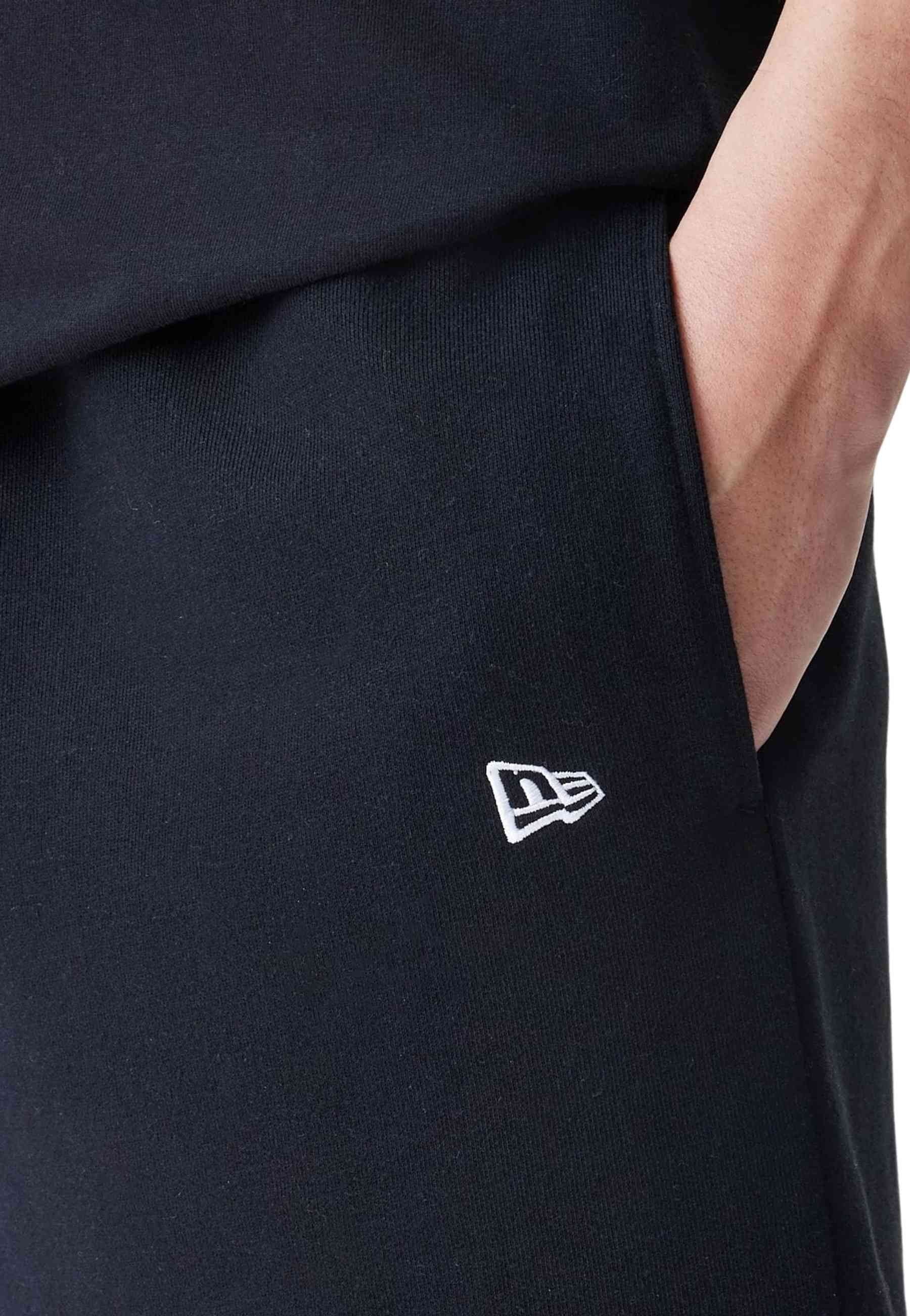 BERMUDA NEW ERA NEGRA NE ESSNTIALS OS SHORT BLK
