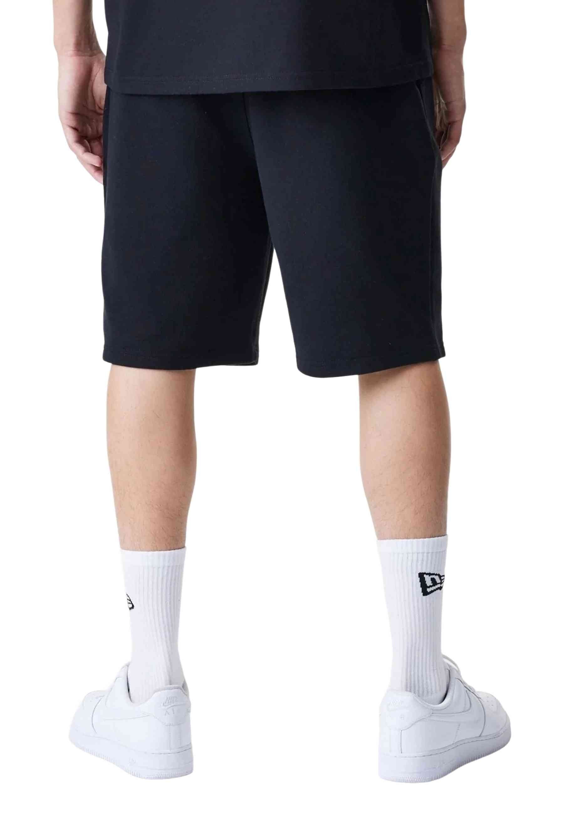 BERMUDA NEW ERA NEGRA NE ESSNTIALS OS SHORT BLK