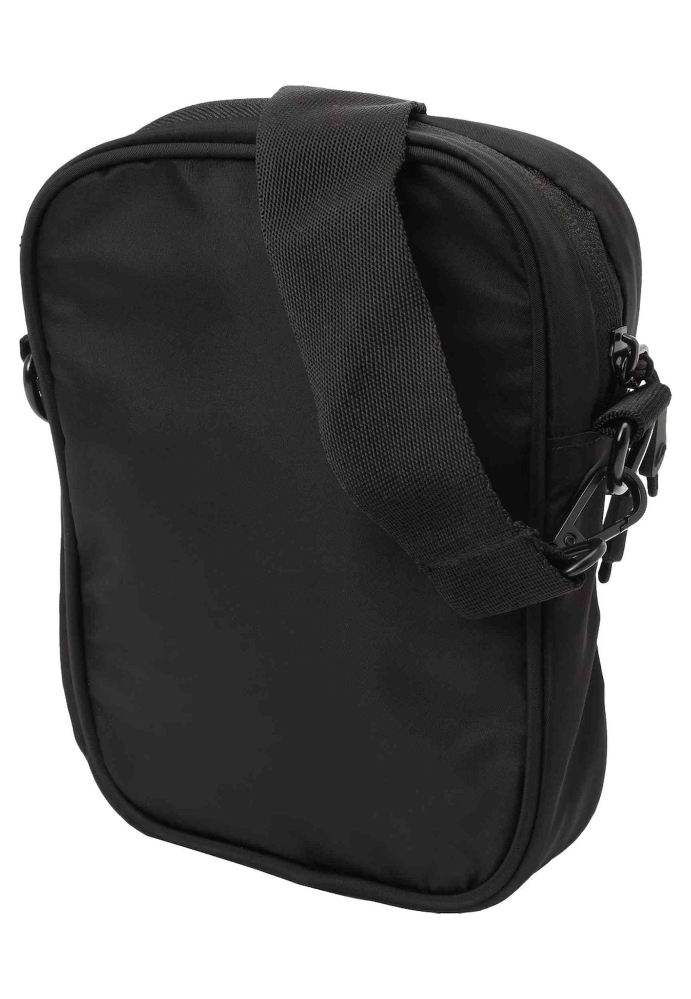 BOLSO ELLESSE NEGRO TRENTO MEDIUM ITEM BAG - AREA ZERO