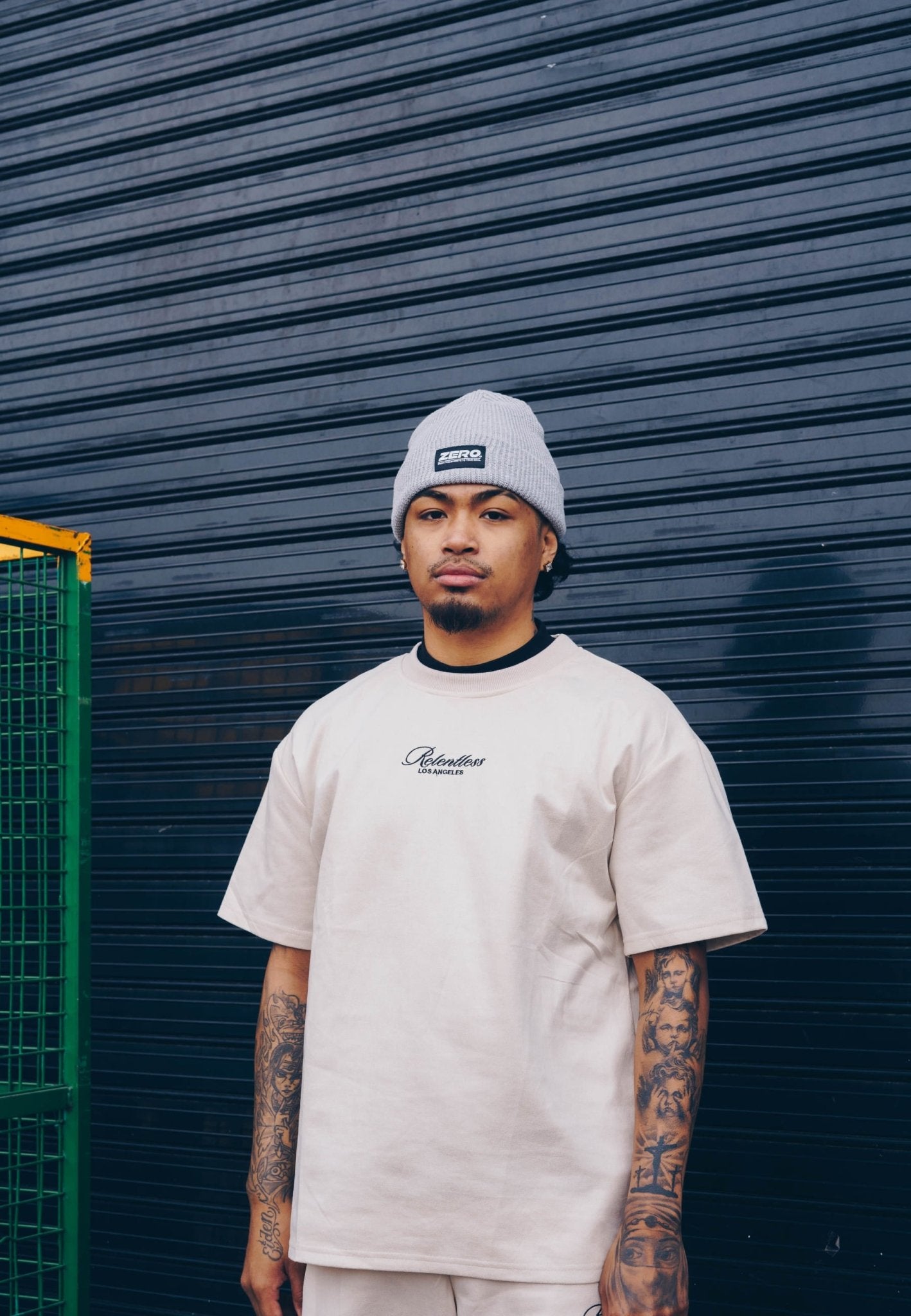 CAMISETA BEIGE RELENTLESS OVERSIZED TEE - AREA ZERO