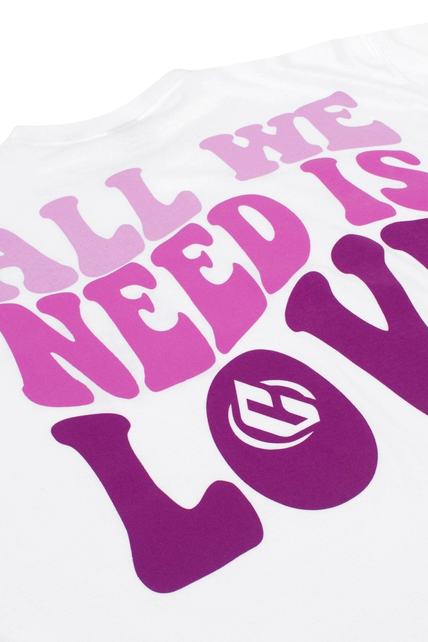 CAMISETA CLAN BLANCA ALL WE NEED IS LOVE TEE - AREA ZERO