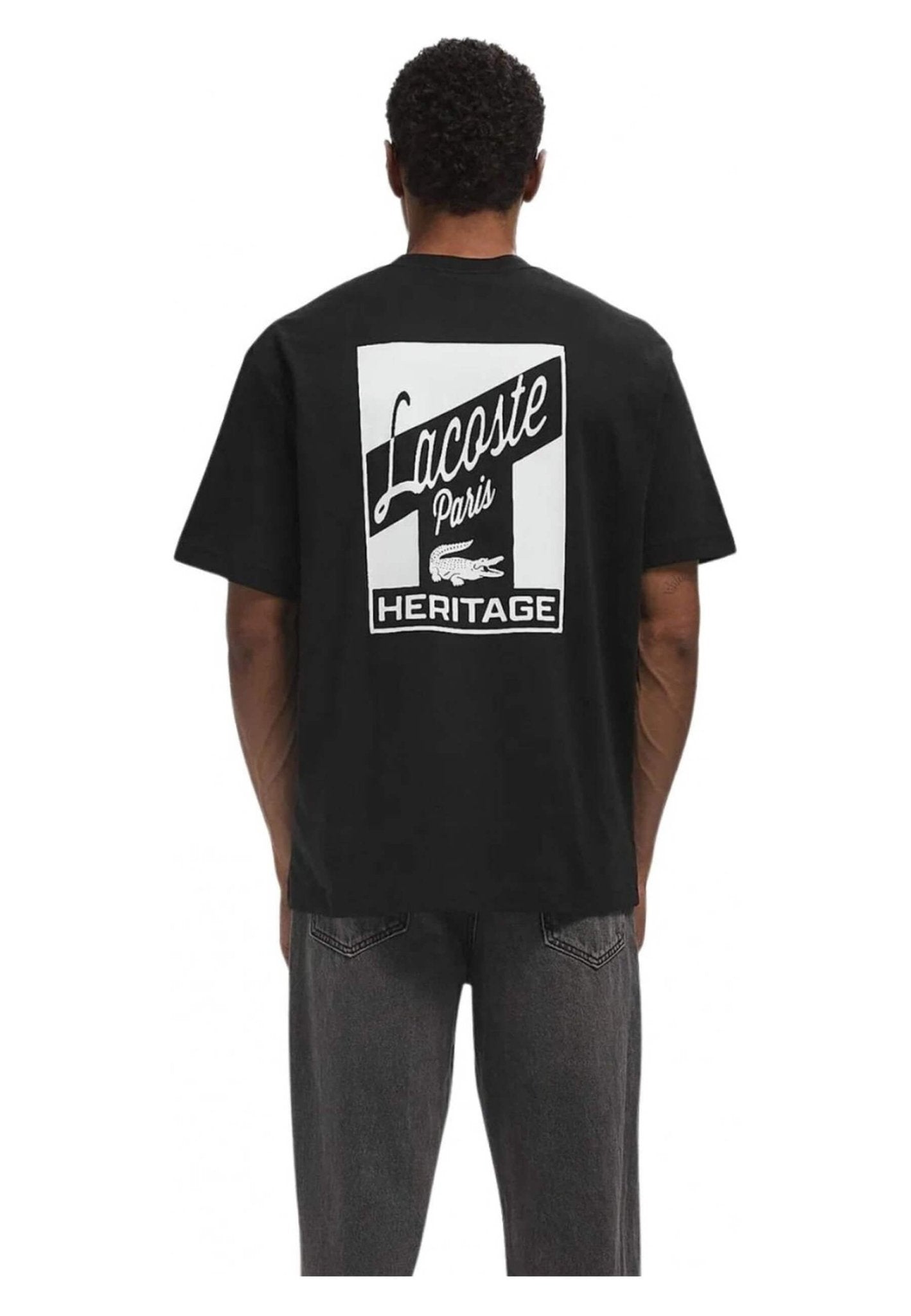 CAMISETA LACOSTE NEGRA HERITAGE BACK LOGO TEE - AREA ZERO