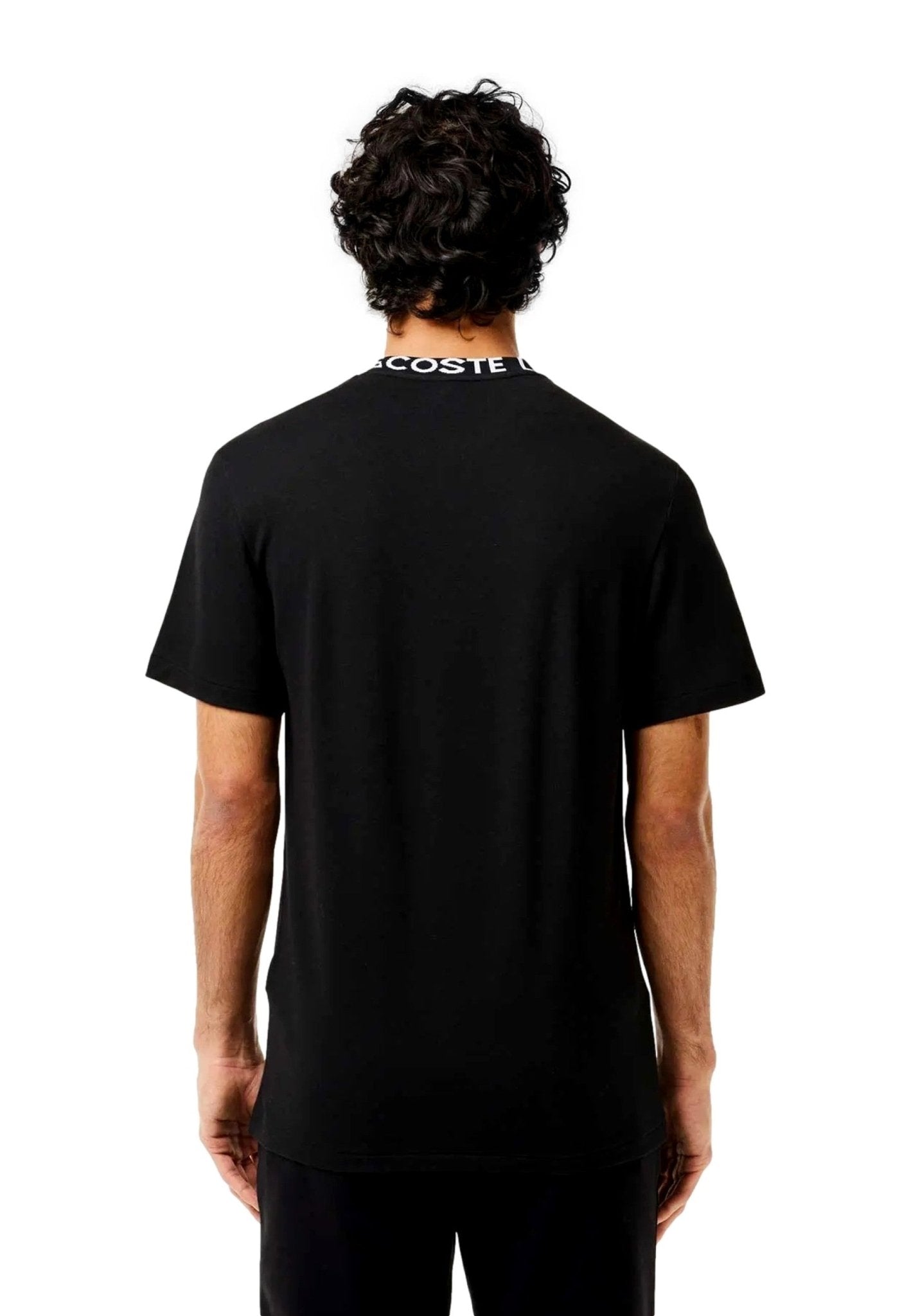 CAMISETA LACOSTE NEGRA NECK LOGO TEE - AREA ZERO