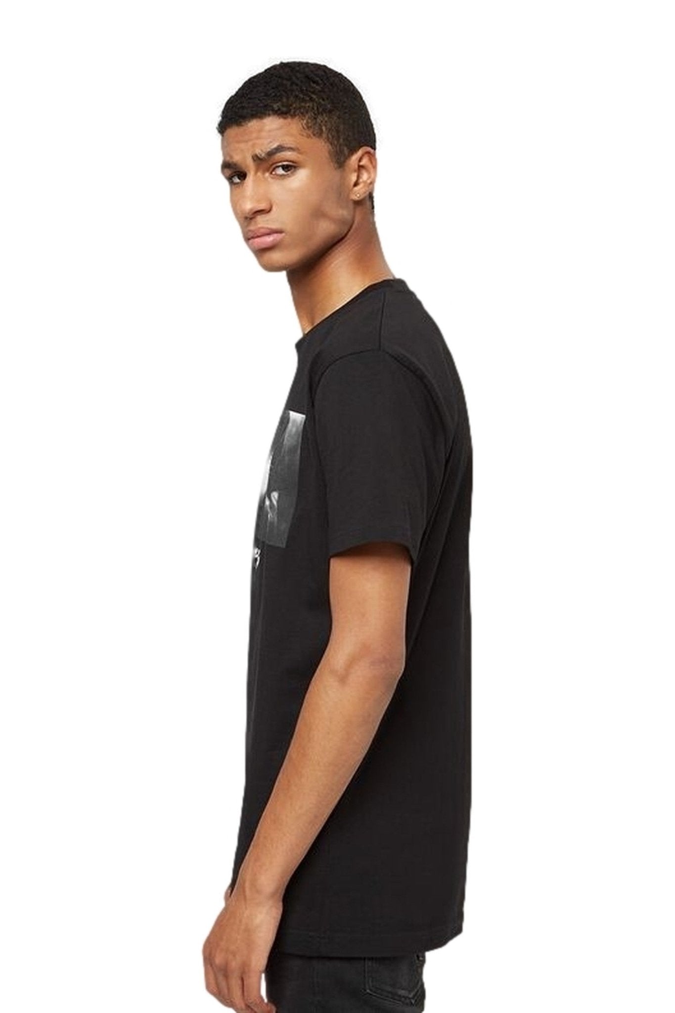 CAMISETA MISTER TEE NEGRA PRAY TEE - AREA ZERO