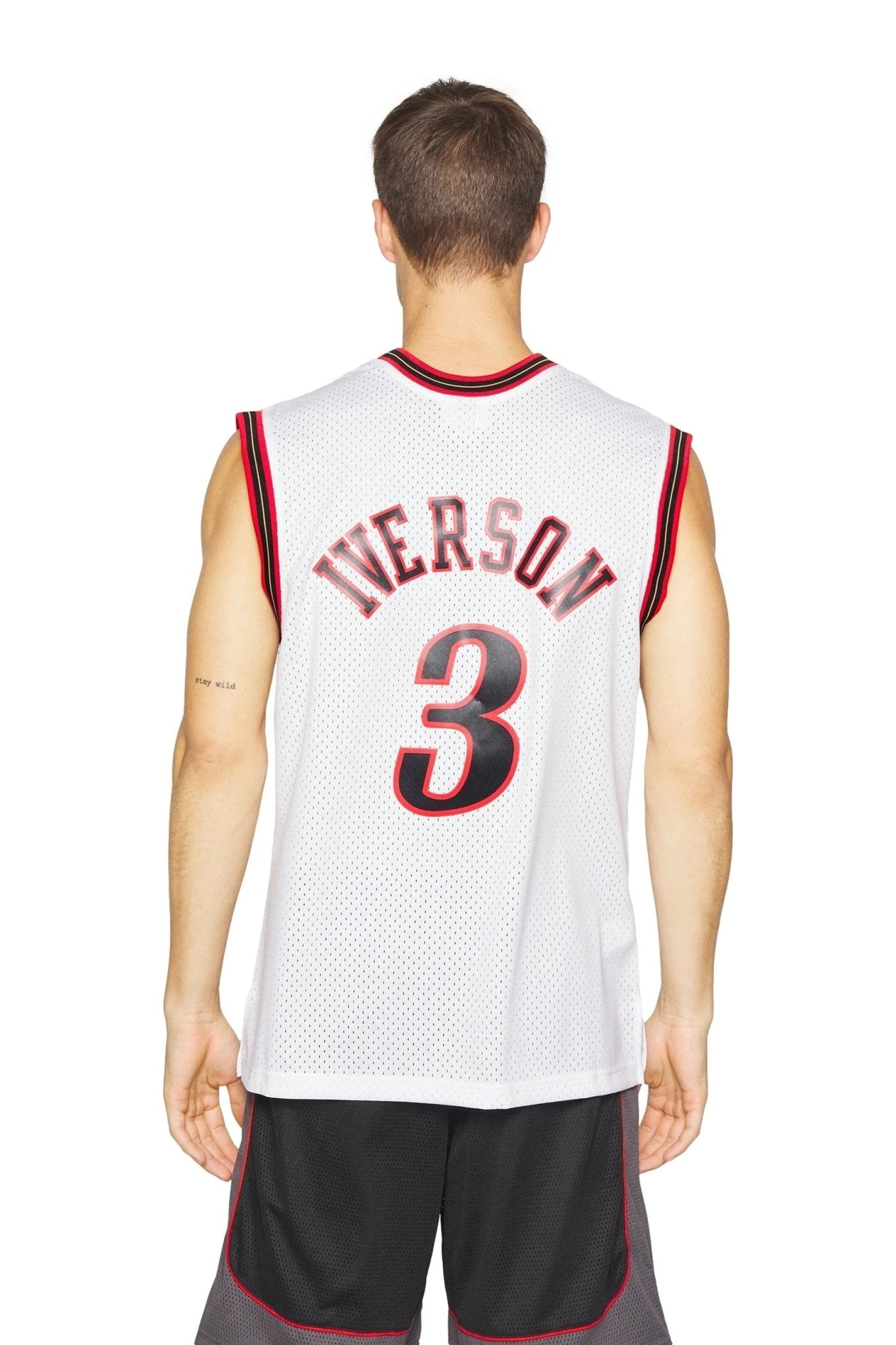 CAMISETA MITCHELL & NESS BLANCA PHILADELPHIA 76 IVERSON SWINGMAN TEE - AREA ZERO