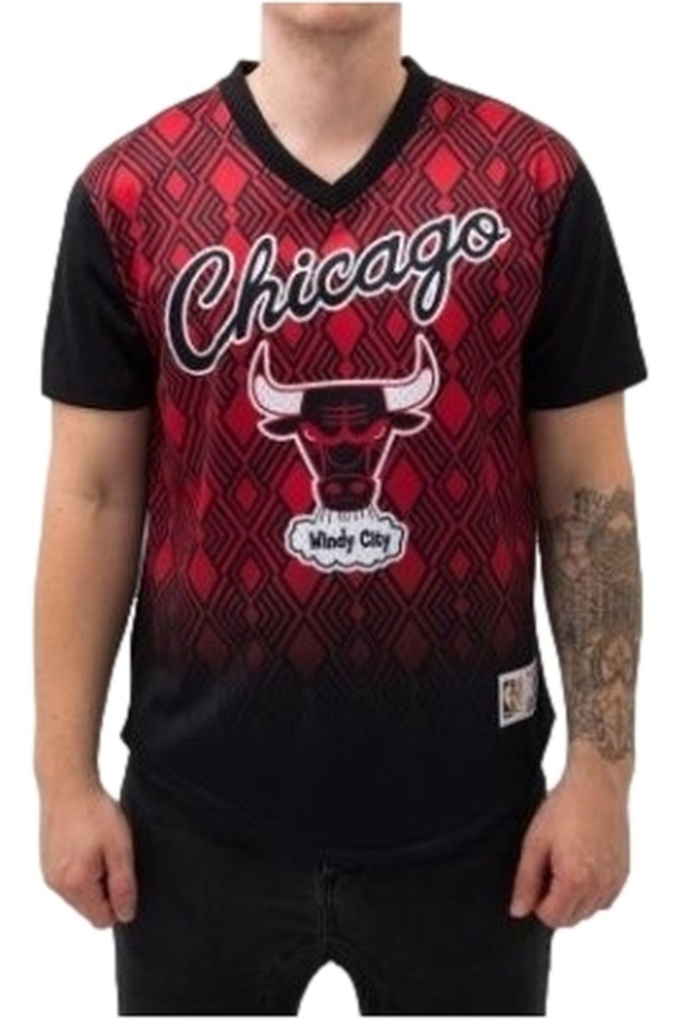 CAMISETA MITCHELL & NESS ROJA BULLS MESS ESTAMPADO PECHO MANGA CORTA - AREA ZERO
