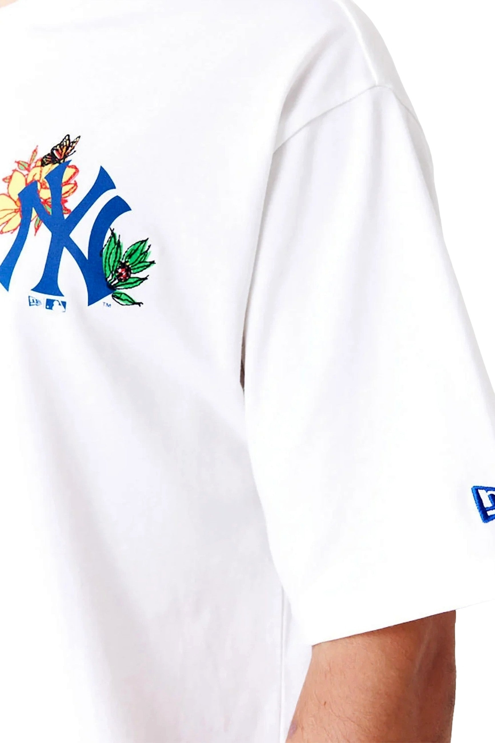 CAMISETA NEW ERA BLANCA YANKEES MLB FLORAL GRPHC OS TEE NEYYAN