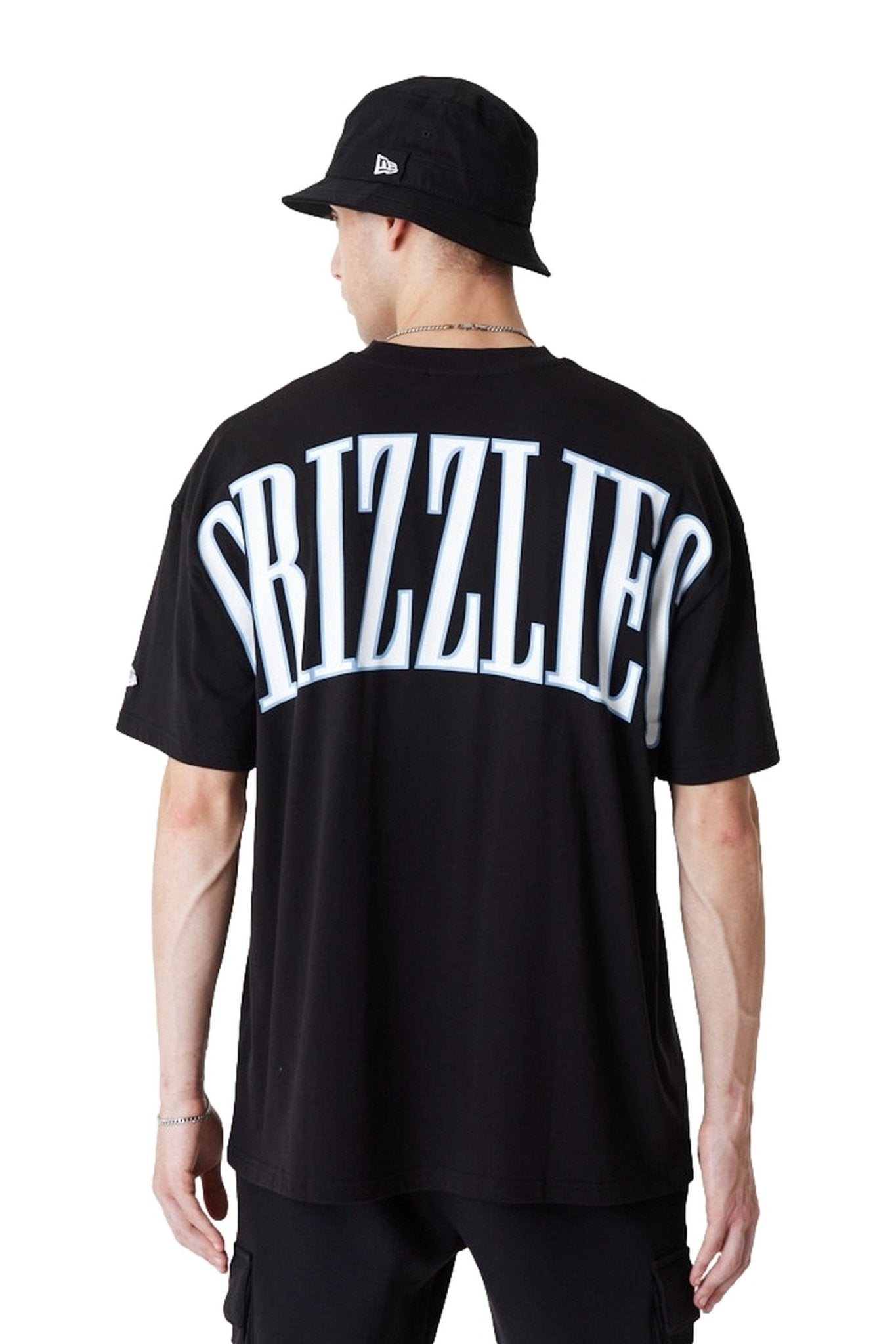 CAMISETA NEW ERA NEGRA GRIZZLEES ARCH WRDMRK OS TEE MEMGRI - AREA ZERO