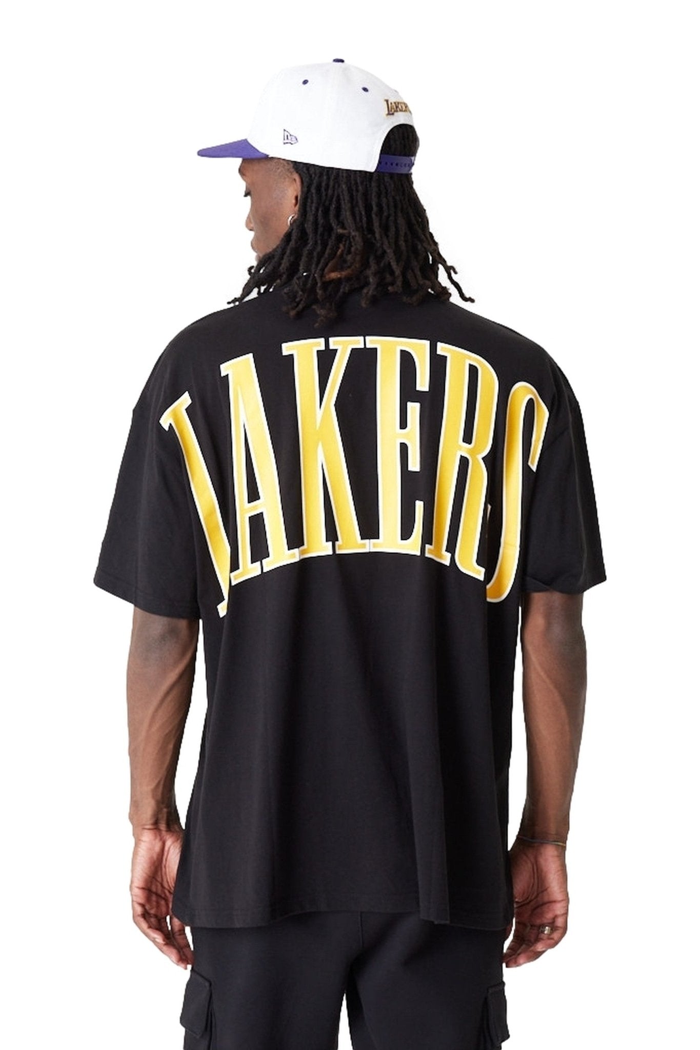 CAMISETA NEW ERA NEGRA LAKERS ARCH WRDMRK OS TEE LOSLAK - AREA ZERO