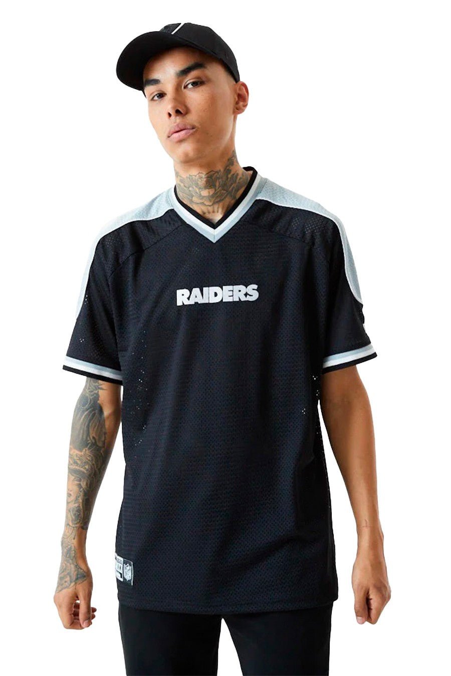 CAMISETA NEW ERA NEGRA RAIDERS CONTRAST PANEL OVSZD TEE LASRAI - AREA ZERO
