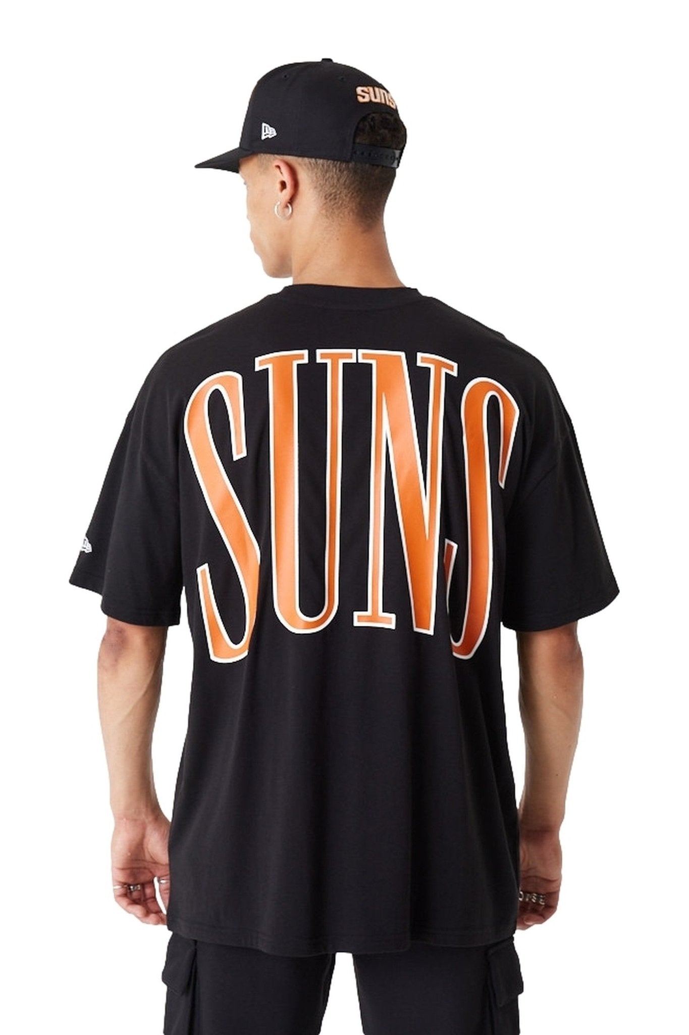 CAMISETA NEW ERA NEGRA SUNS ARCH WRDMRK OS TEE PHOSUN - AREA ZERO