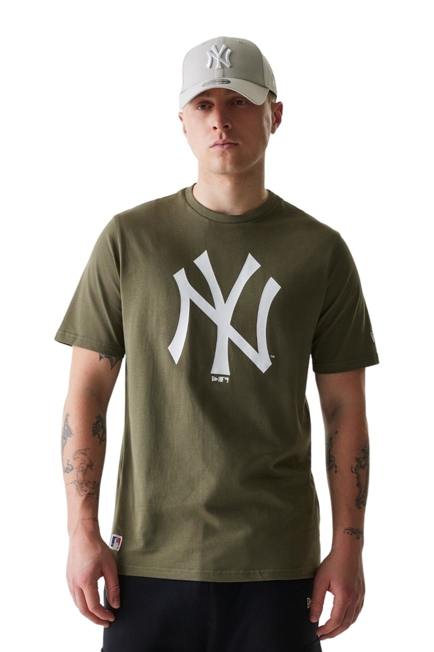 CAMISETA NEW ERA VERDE YANKEES NOS MBL REGULAR TEE NEYYAN