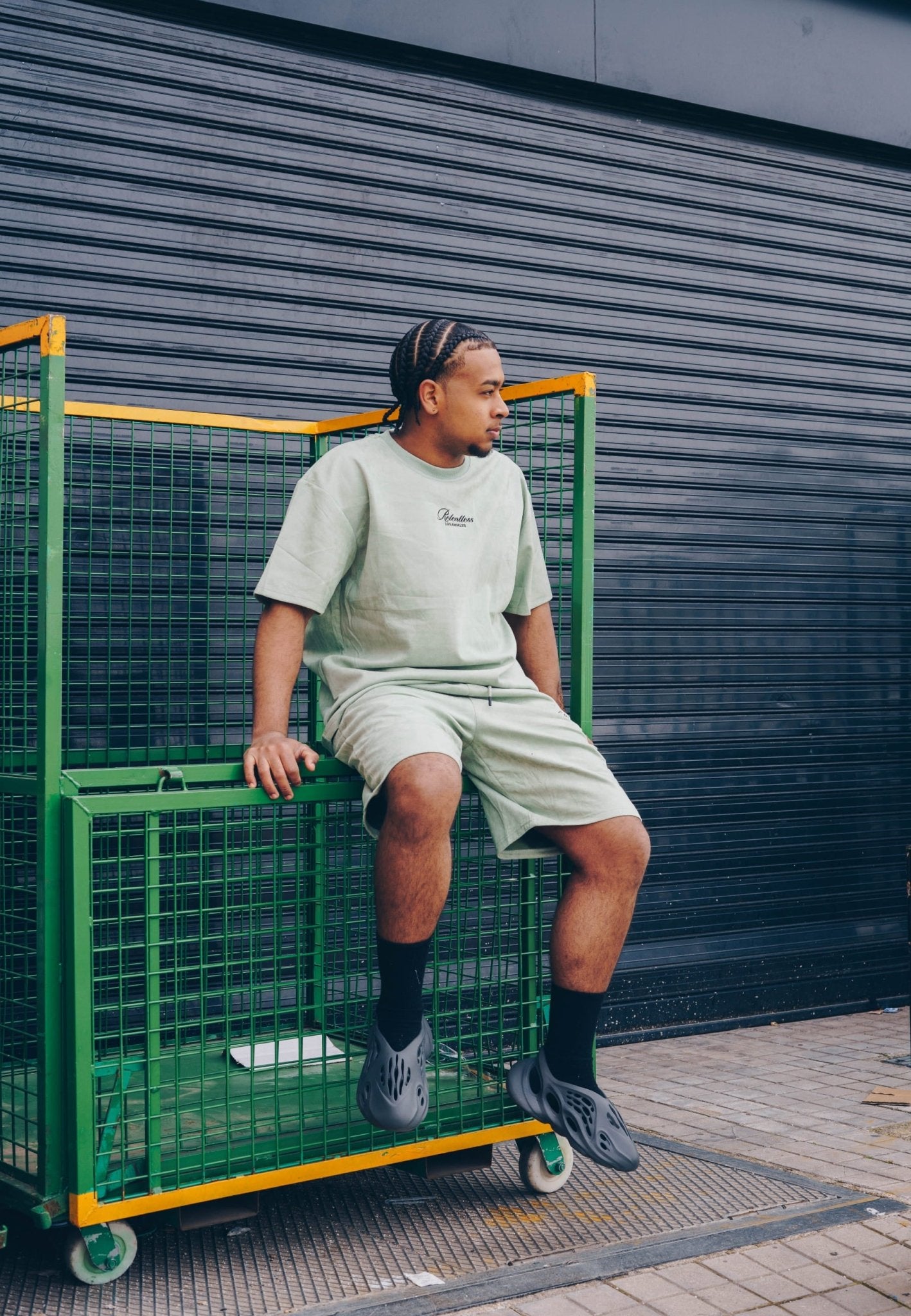 CAMISETA VERDE RELENTLESS OVERSIZED TEE - AREA ZERO