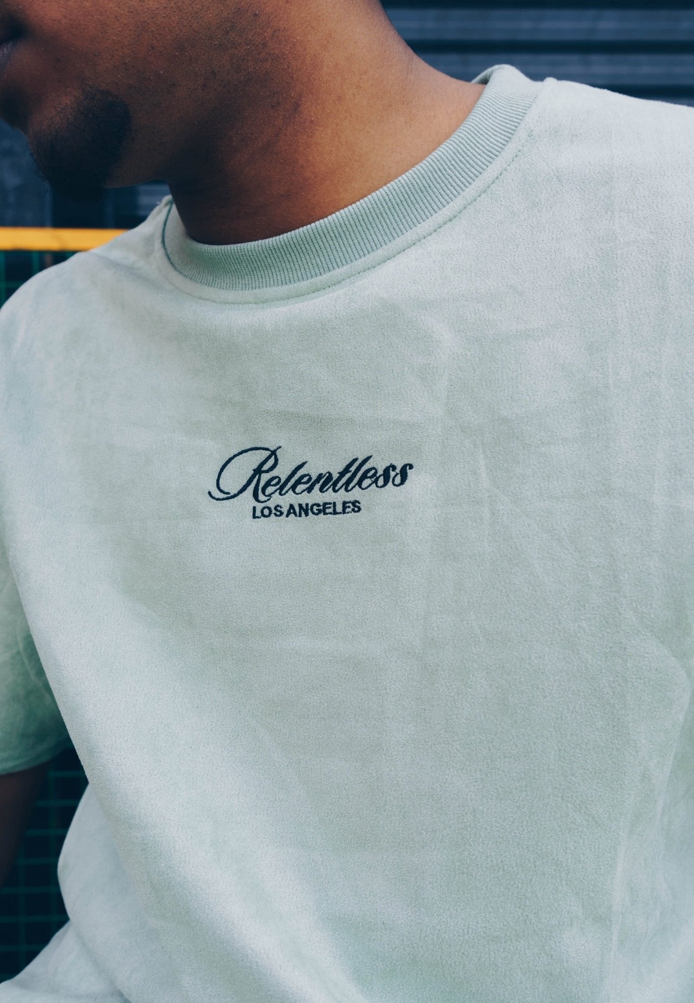 CAMISETA VERDE RELENTLESS OVERSIZED TEE - AREA ZERO