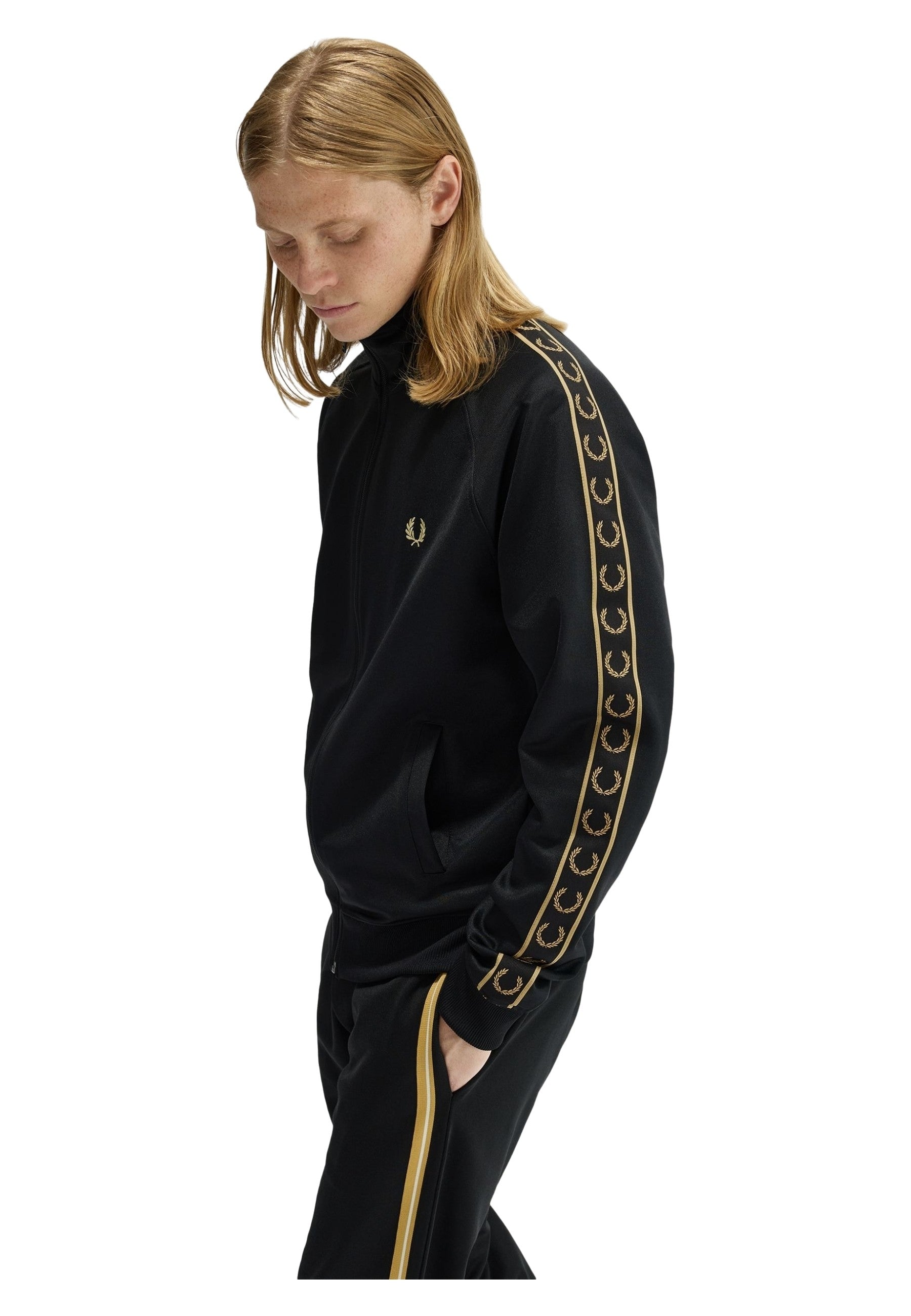 CHAQUETA FRED PERRY NEGRA CONTRAST TAPE TRACK JACKET