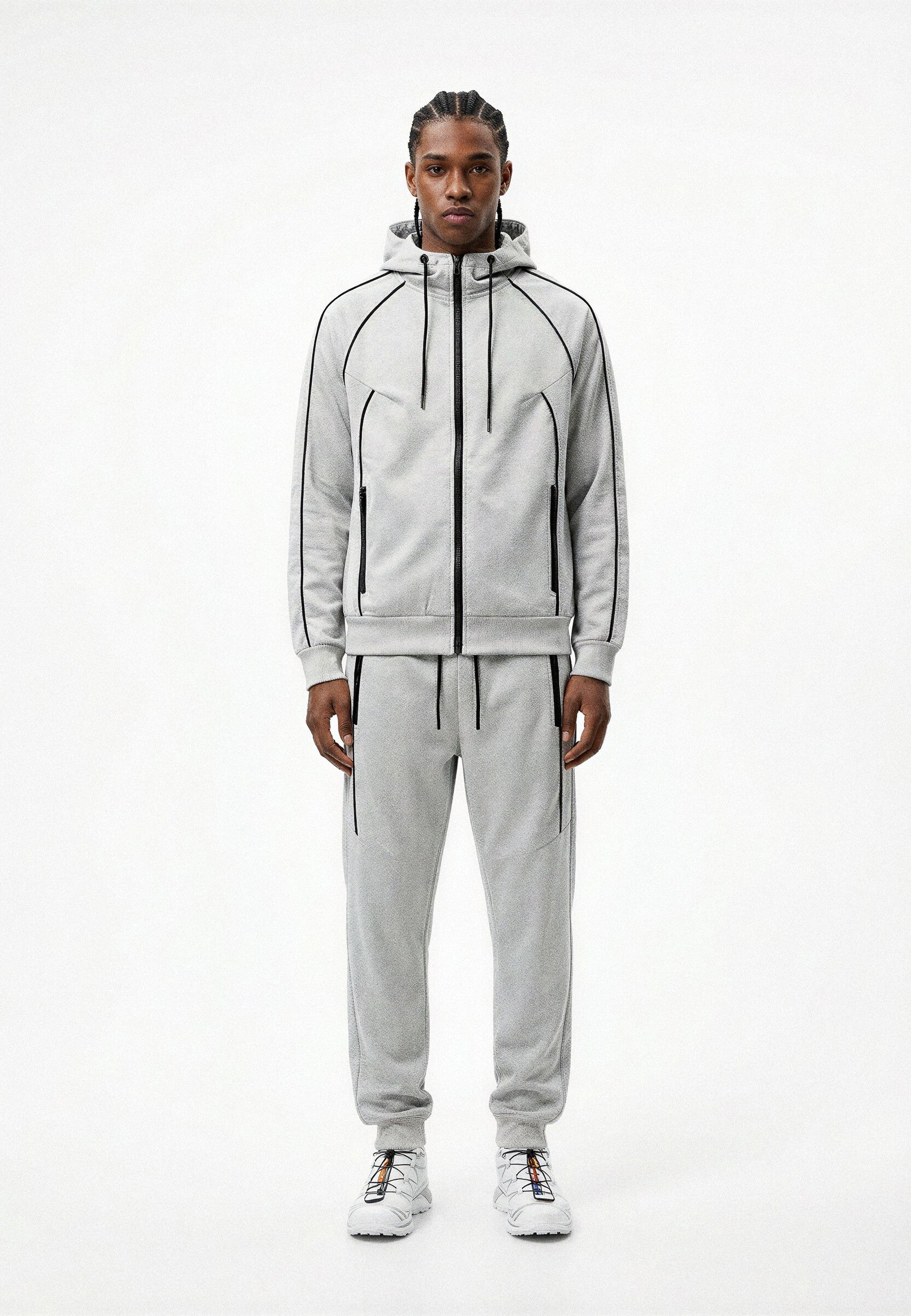 CHAQUETA GRIS HOODED TRACKJACKET
