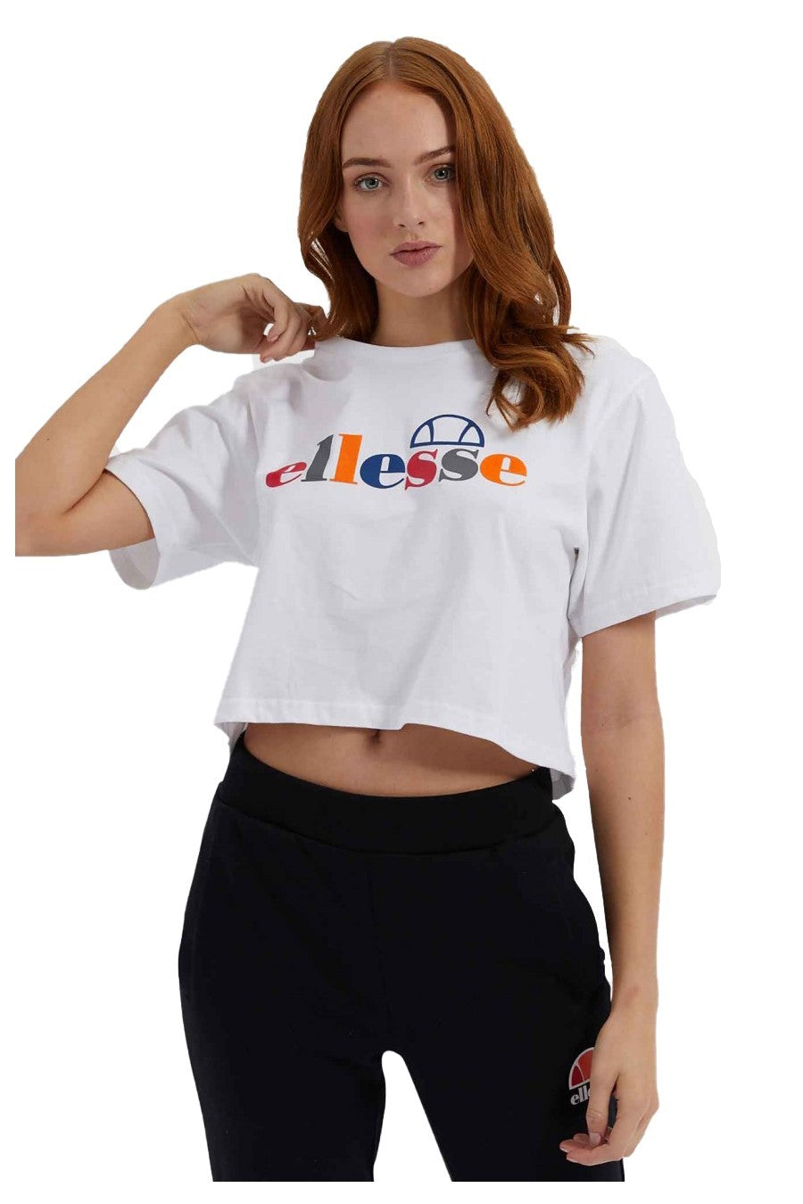 CROP TOP ELLESSE BLANCO LOGO ESTMAPADO PECHO COLORES