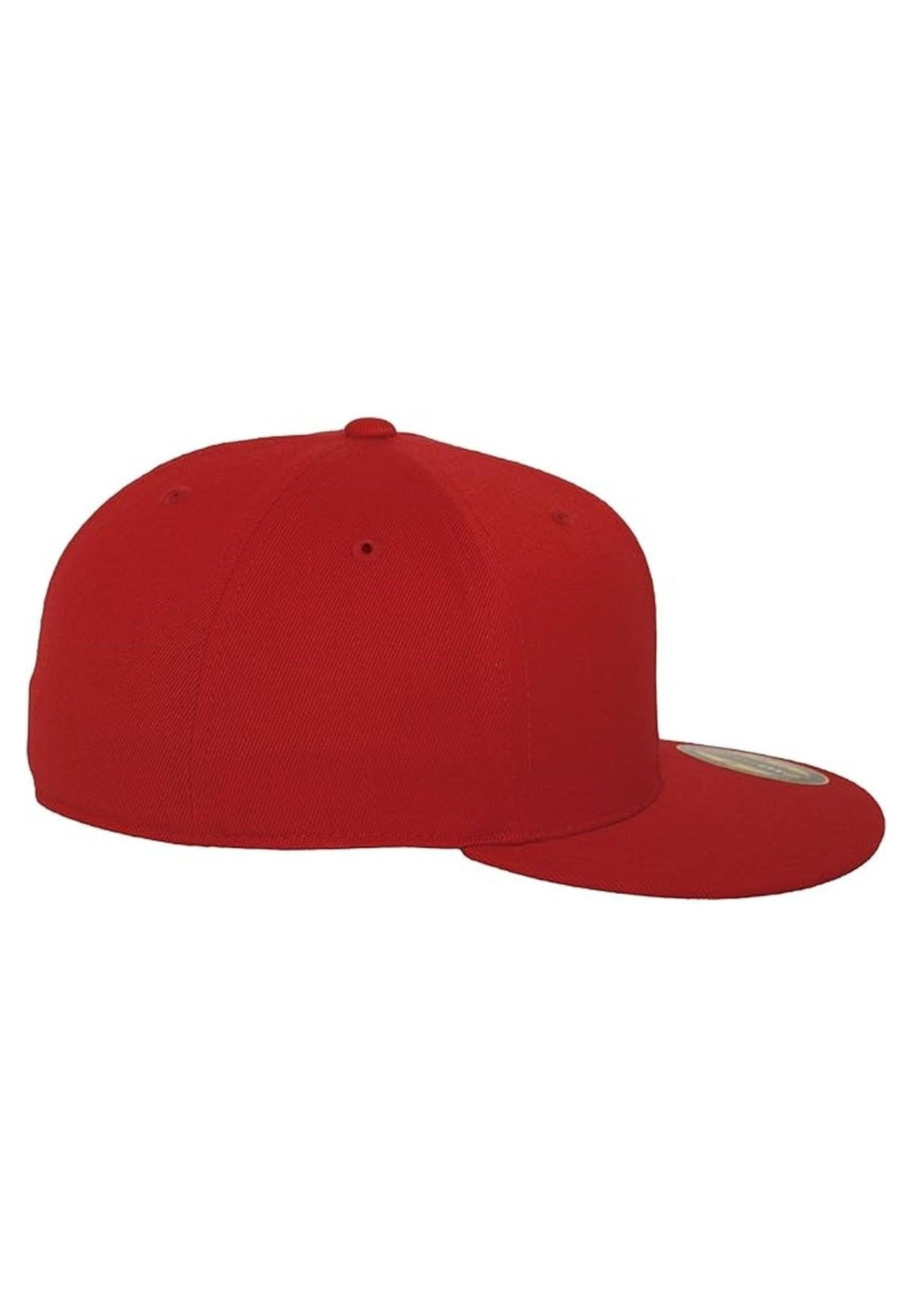 GORRA FLEXFIT ROJA PREMIUM 210 FITTED CAP - AREA ZERO