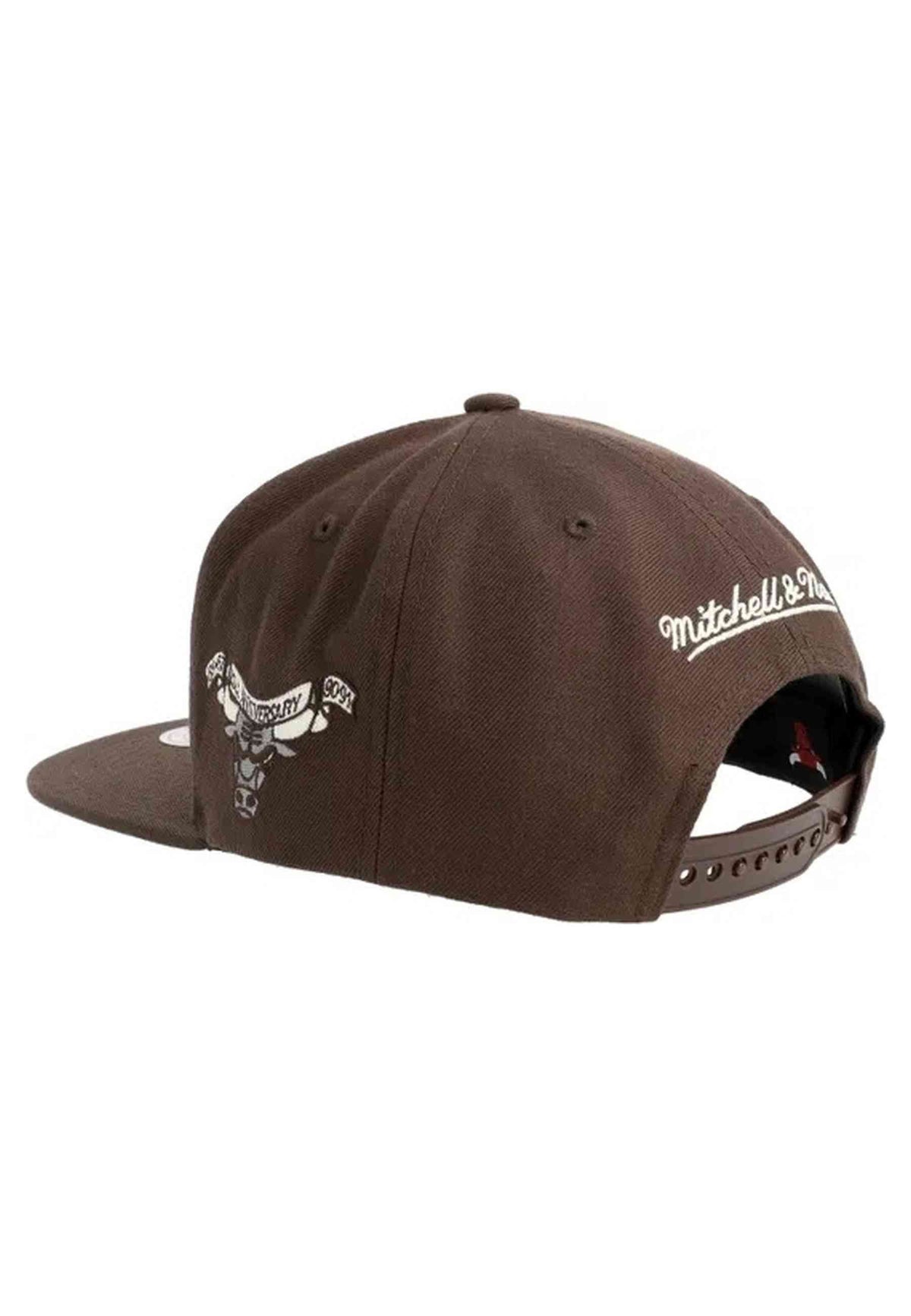 GORRA MITCHELL & NESS MARRON CHICAGO BULLS BROWN & CREAM SNAPBACK