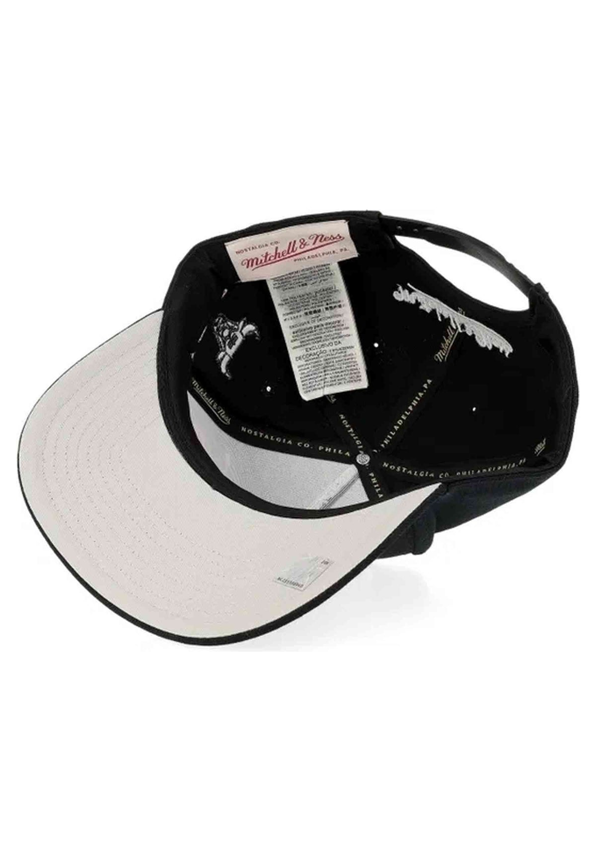 GORRA MITCHELL & NESS NEGRA CHICAGO BULLS TRIPLE CHECK PRO SNAPBACK