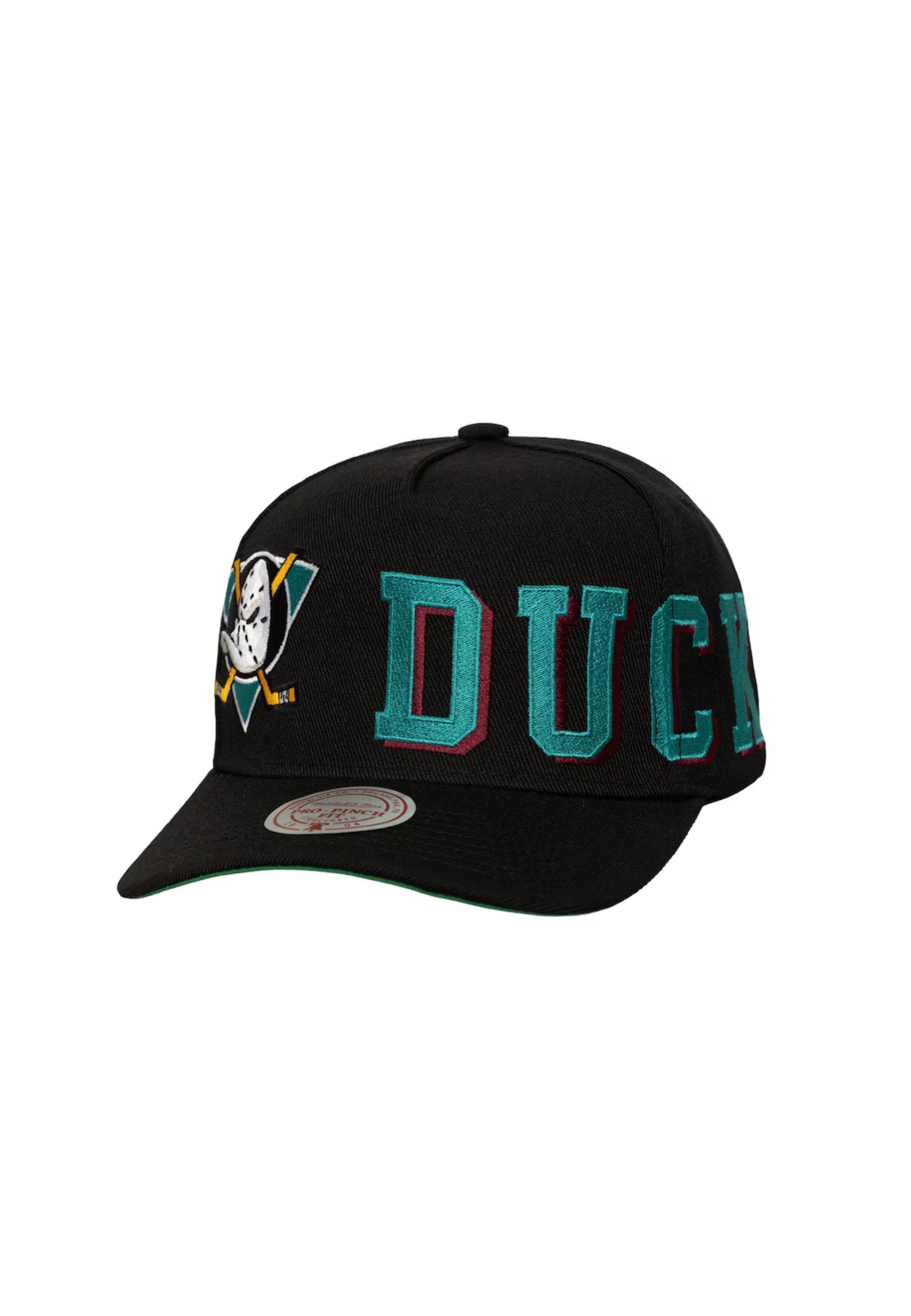 GORRA MITCHELL & NESS NEGRA DUCKS NHL BUSTED PRO SNAPBACK