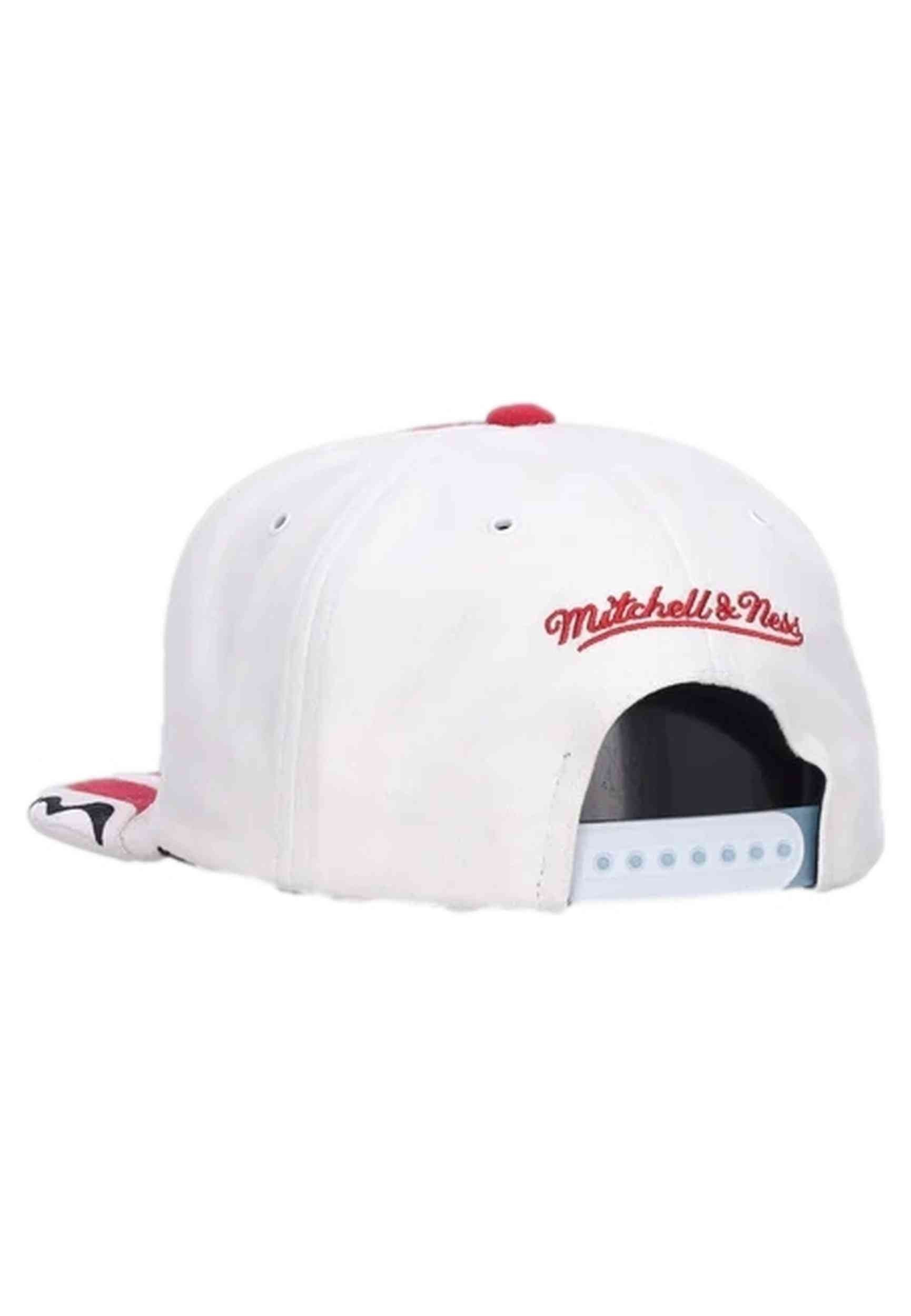 GORRA MITCHELL & NESS BLANCA/ROJA BULLS DAY SIX SNAPBACK