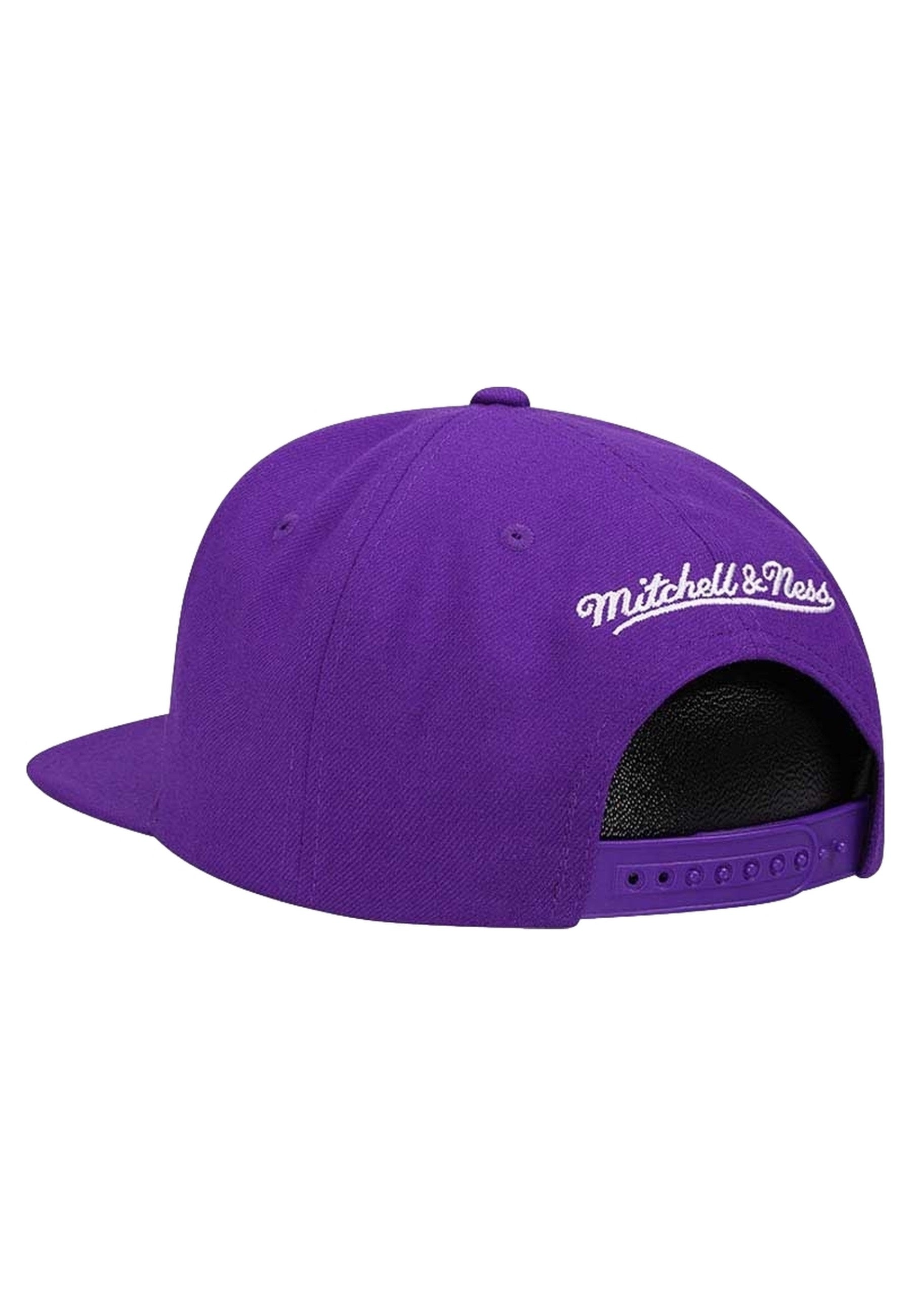 GORRA MITCHELL & NESS MORADA TORONTO RAPSTORS CONFERENCE SIDE PATCH SNAPBAC