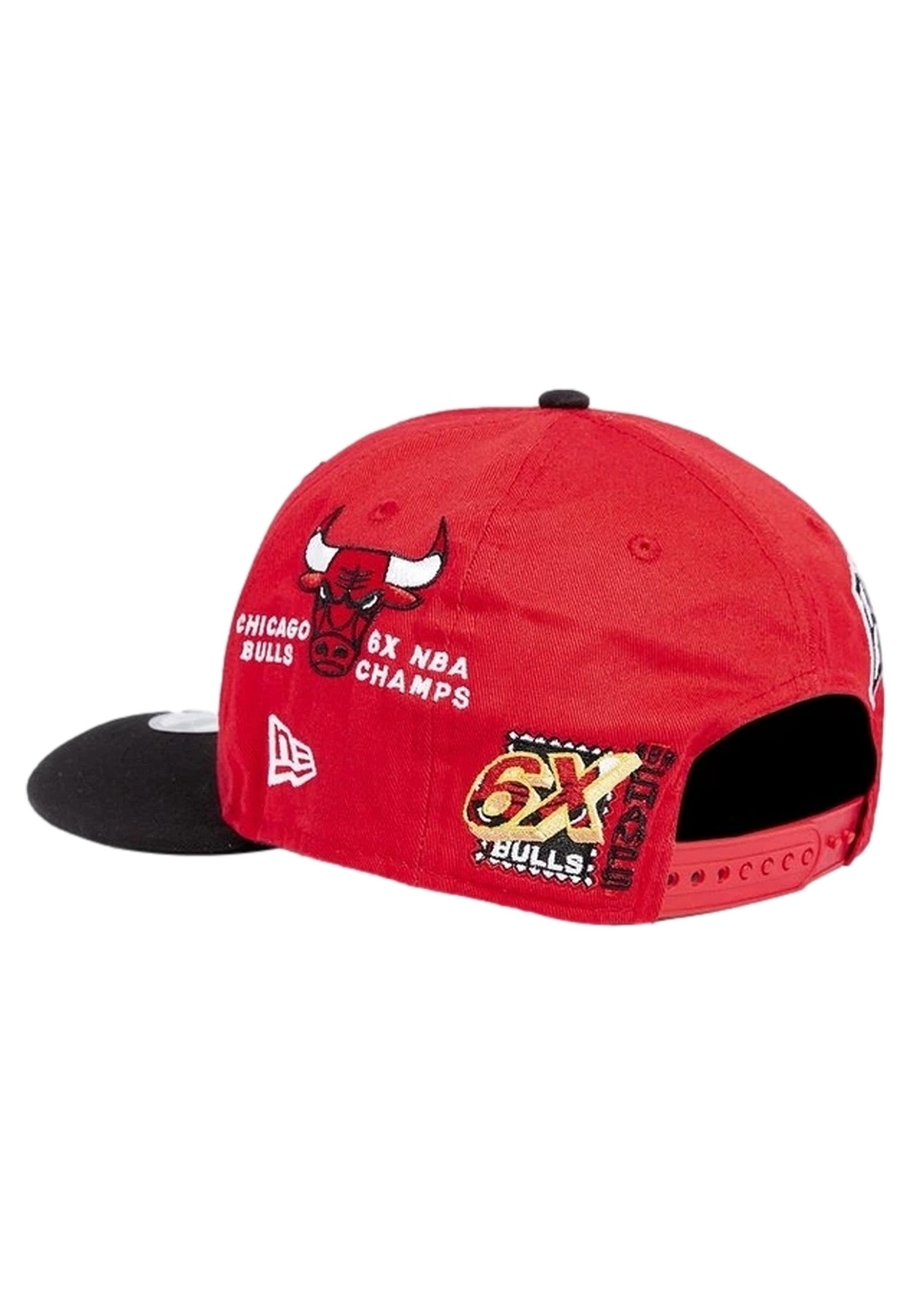 GORRA MITCHELL & NESS NEGRA CHICAGO BULLS 8 BITS XL SNAPBACK