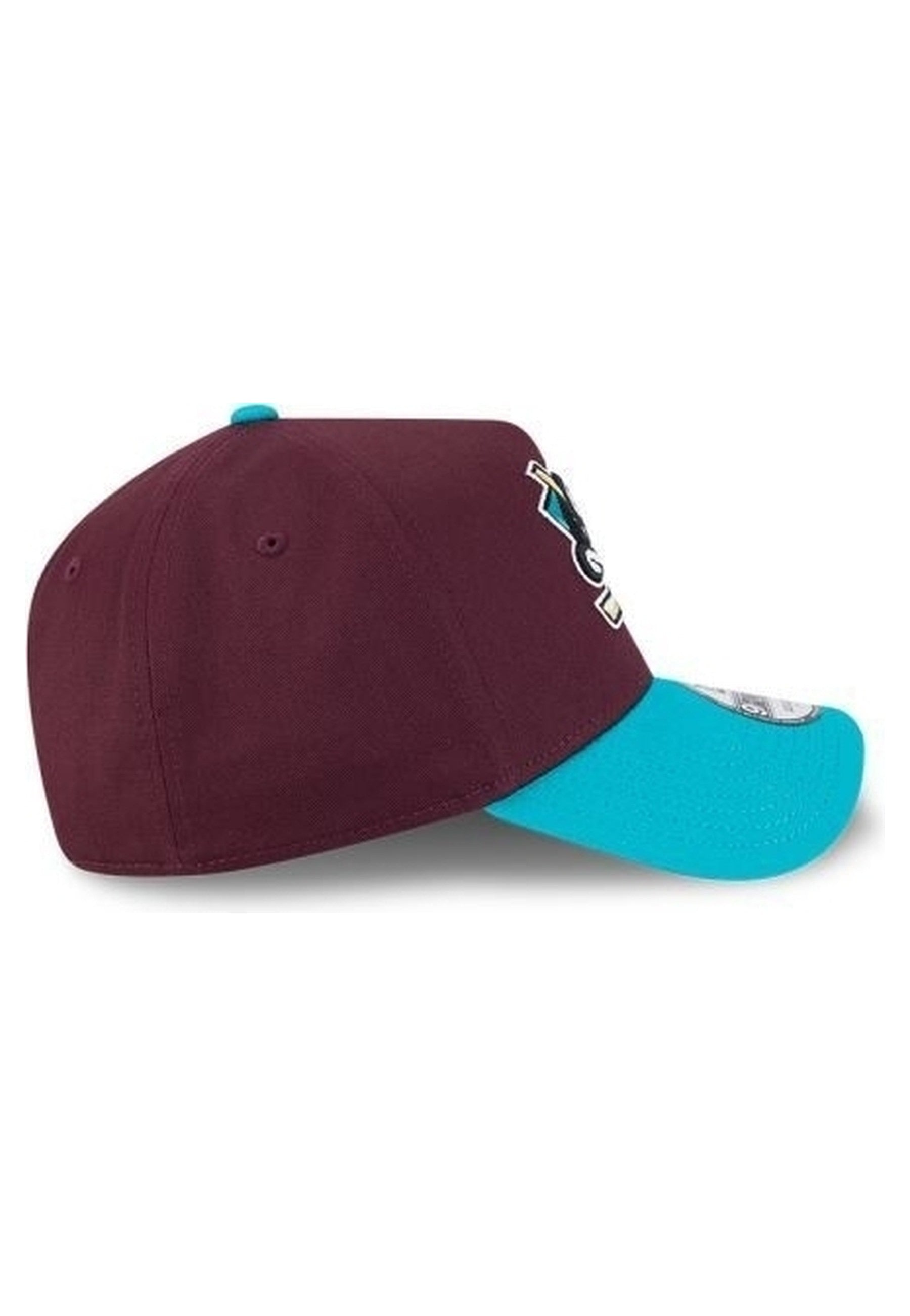 GORRA NEW ERA GRANATE DUCKS 940AF RETRO DUCKS ANADUC OTC