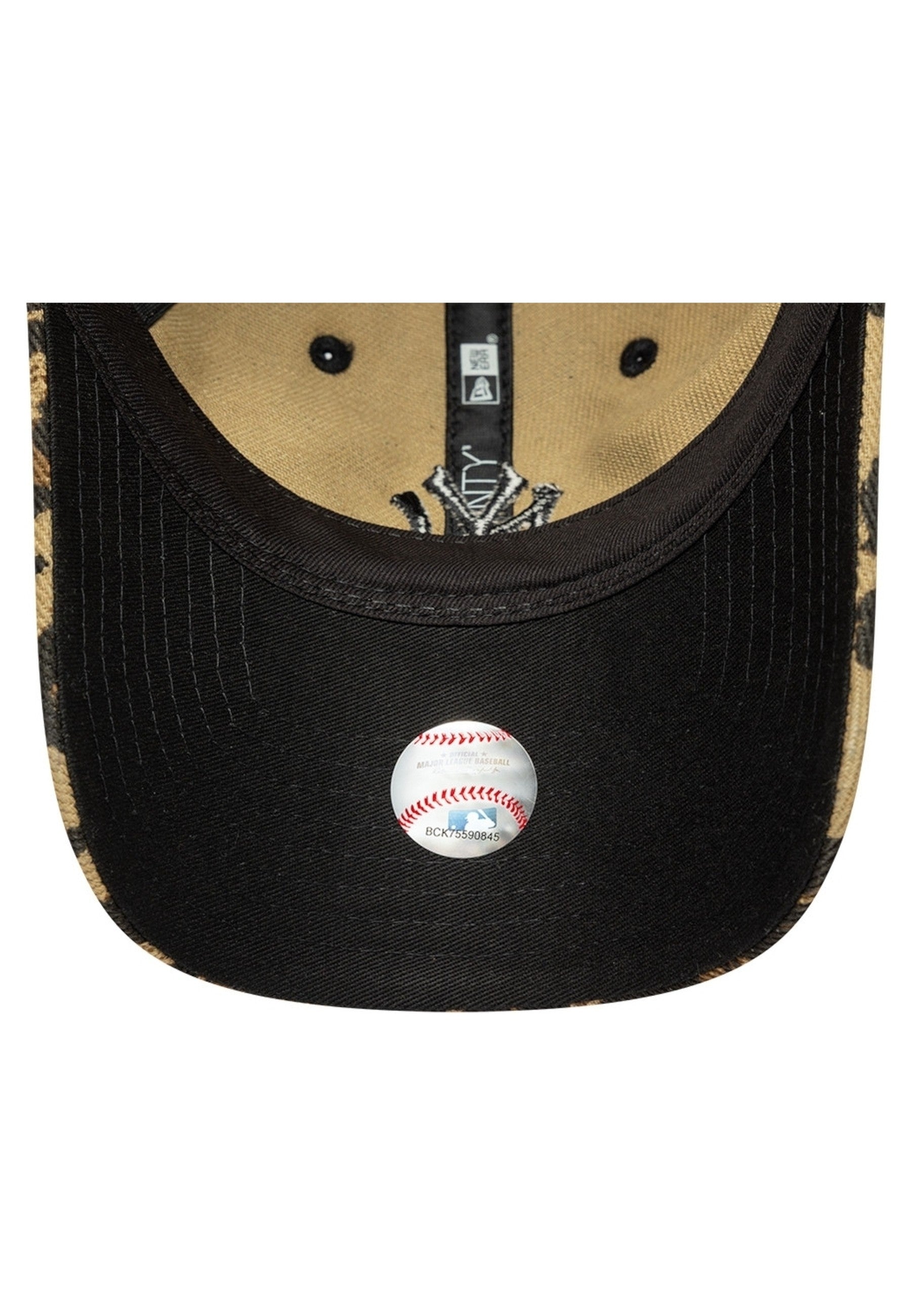 GORRA NEW ERA MARRON YANKEES WMNS LEOPARD 9TWENTY NEYYAN