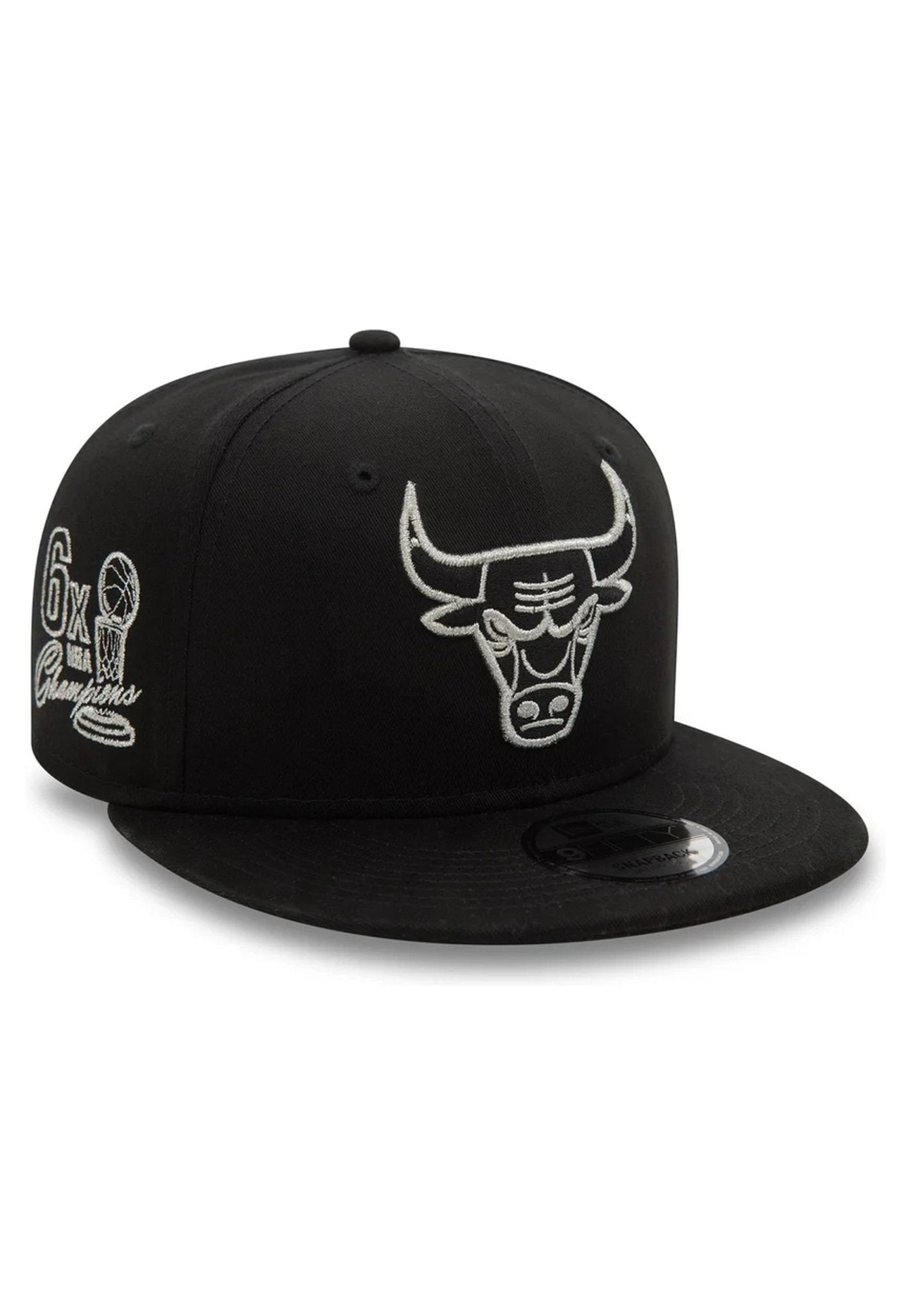 GORRA NEW ERA NEGRA BULLS METALLIC OUTLINE 9FIFTY CHIBUL - AREA ZERO
