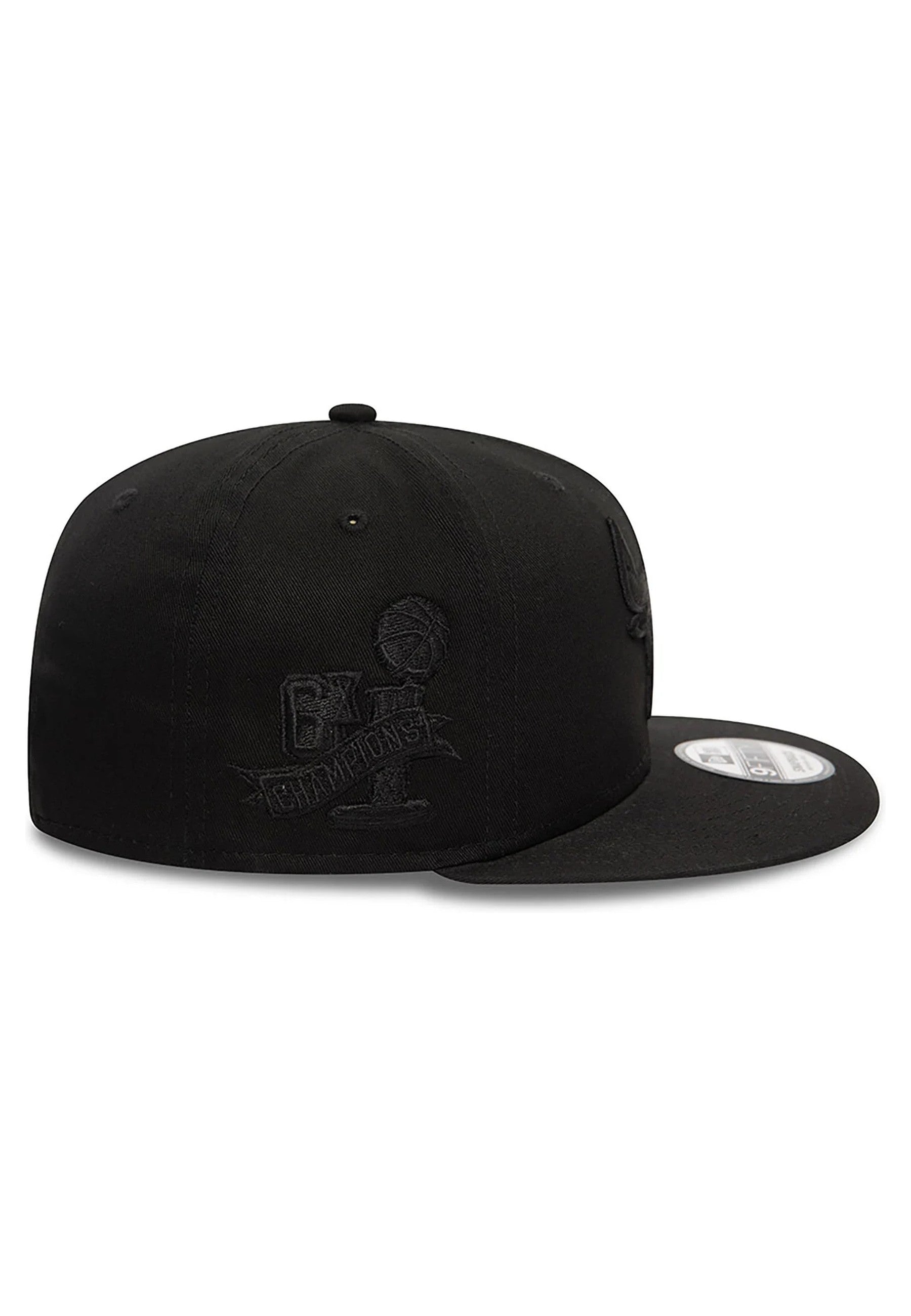 GORRA NEW ERA NEGRA BULLS MONOCHROME 9FIFTY CHIBUL