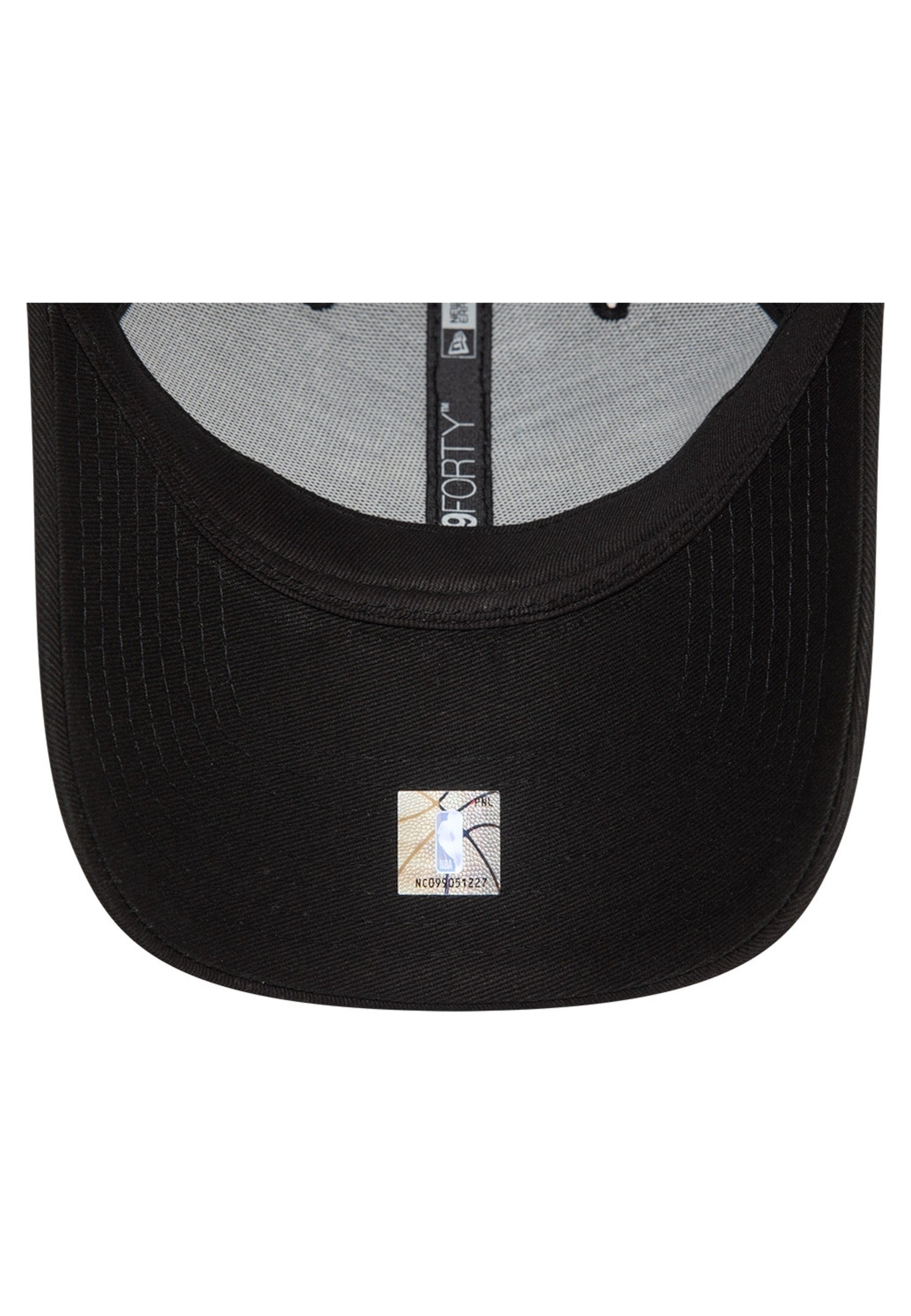 GORRA NEW ERA NEGRA BULLS NBA ESSENTIAL 9FORTY CHIBUL