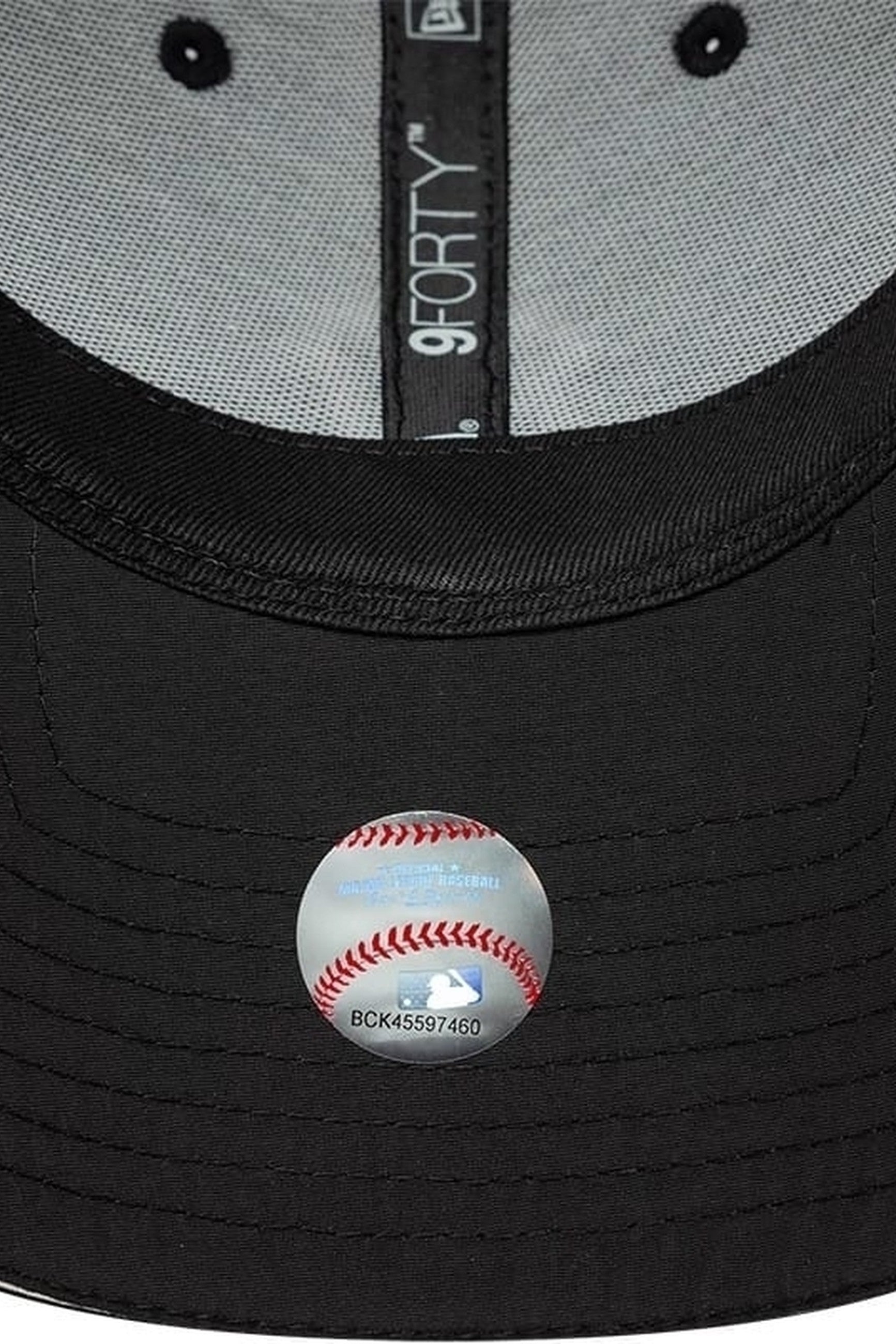 GORRA NEW ERA NEGRA YANKESS MLB RECYCLED 9FORTY NEYYAN