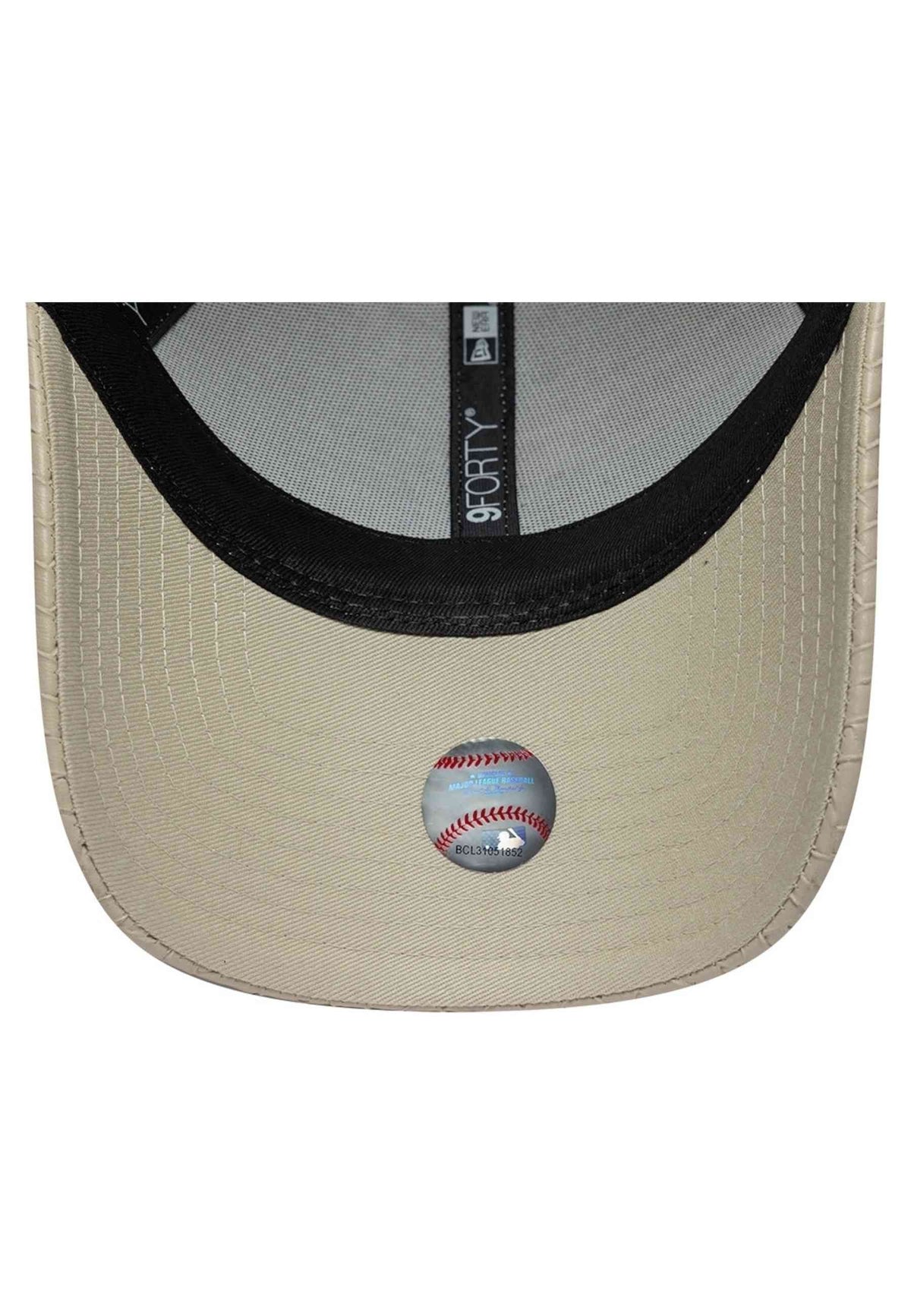 GORRA NEW ERA NEW YORK YANKEES 9FORTY PU WEAVE BEIGE