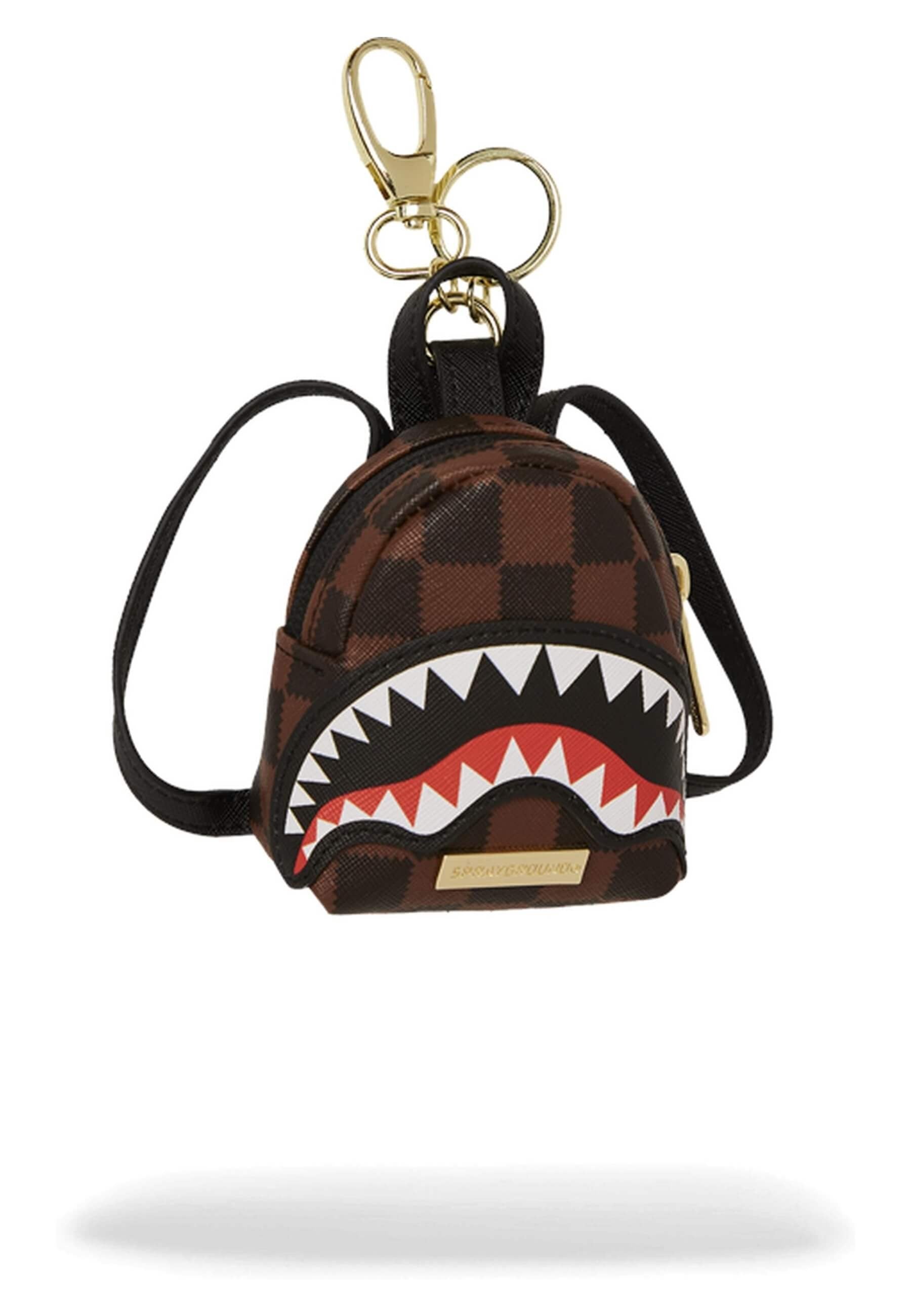LLAVERO SPRAYGROUND MARRON SAWTOOTH SHARKS IN PARIS KEYCHAIN
