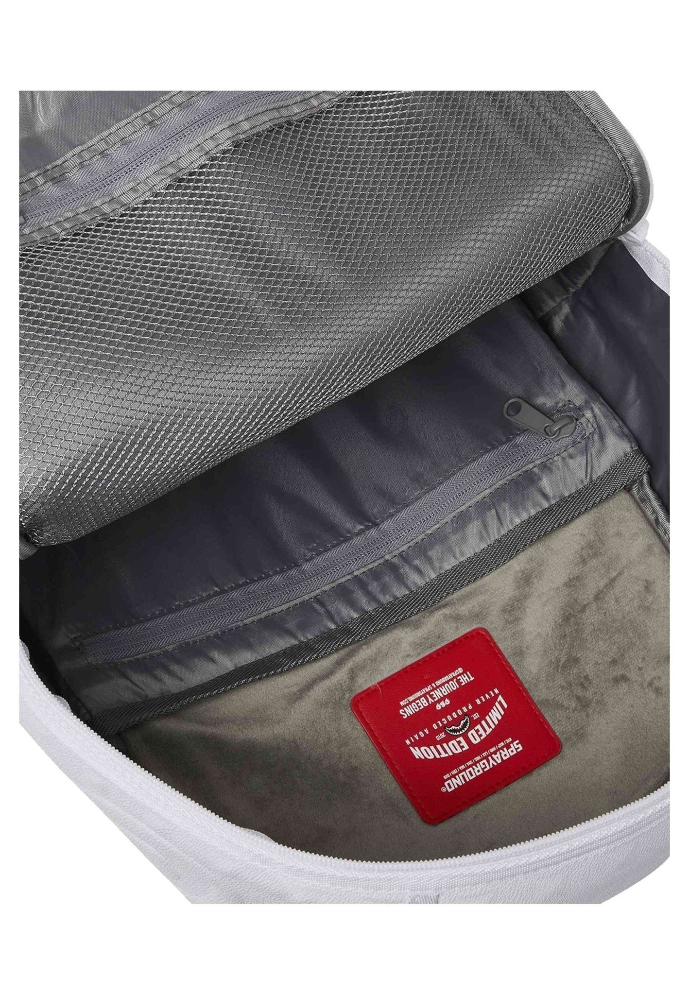 MOCHILA SPRAYGROUND BLANCA WHITE PYRAMID DLX BACKPACK - AREA ZERO