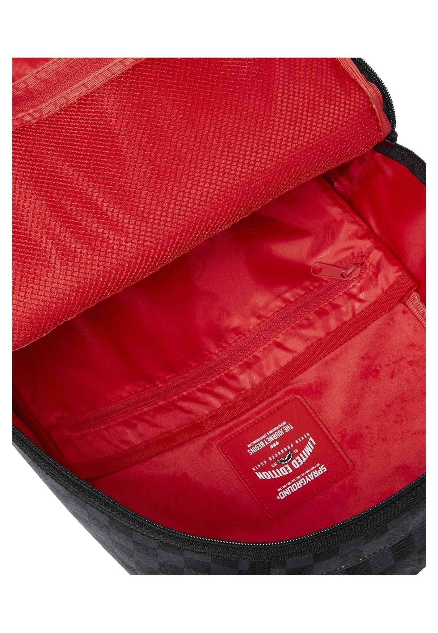 MOCHILA SPRAYGROUND NEGRA SHARK SMASHED THROUGH DLX BACKPACK - AREA ZERO