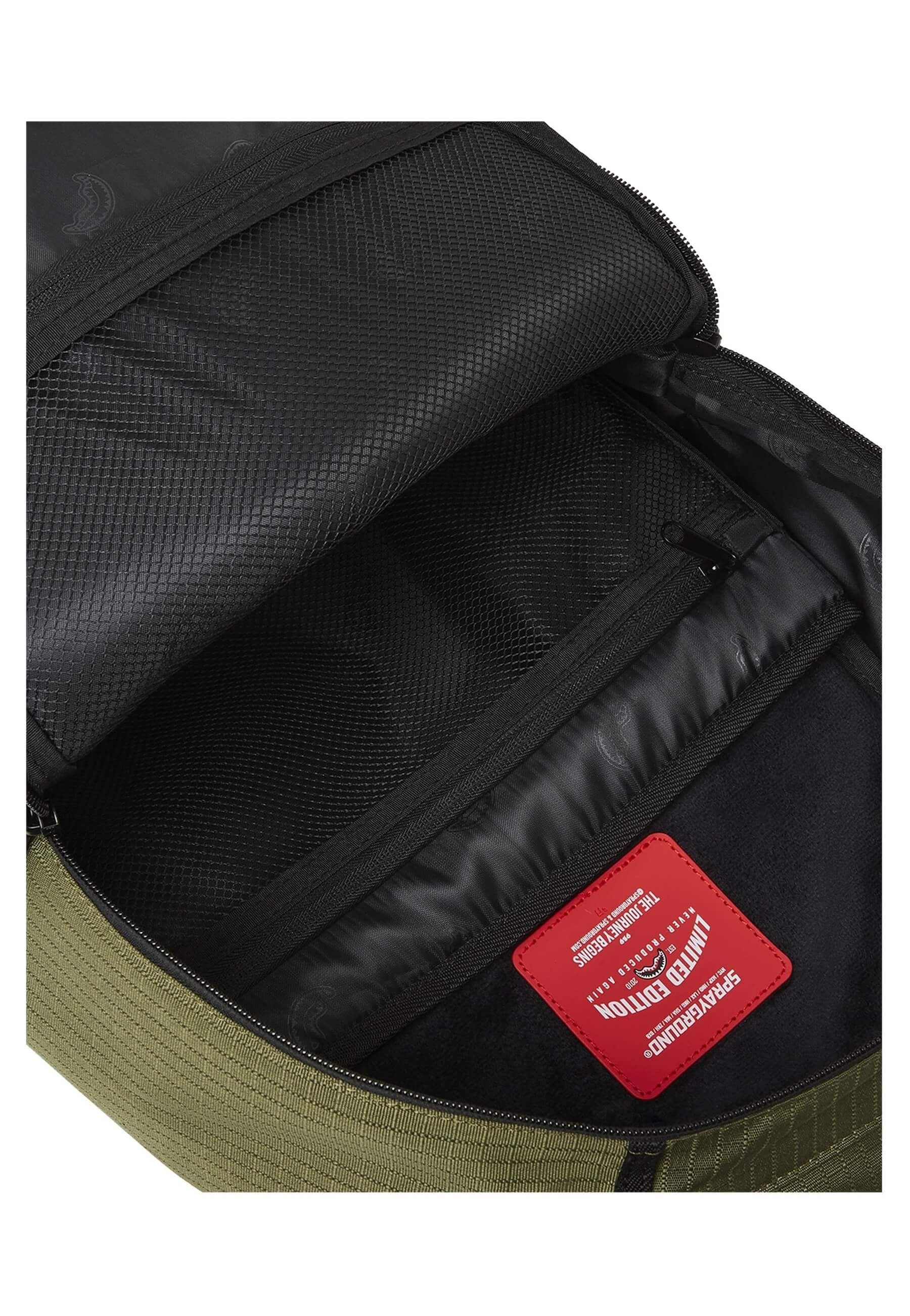MOCHILA SPRAYGROUND VERD NYLON SHARK CENTRAL ARMY DLX-RIPSTOP BACKPACK