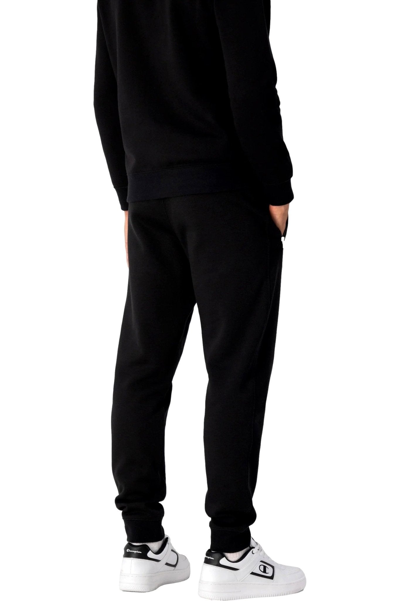 PANTALON CHAMPION NEGRO SMALL LOGO ZIPPED POCKET PANT - AREA ZERO