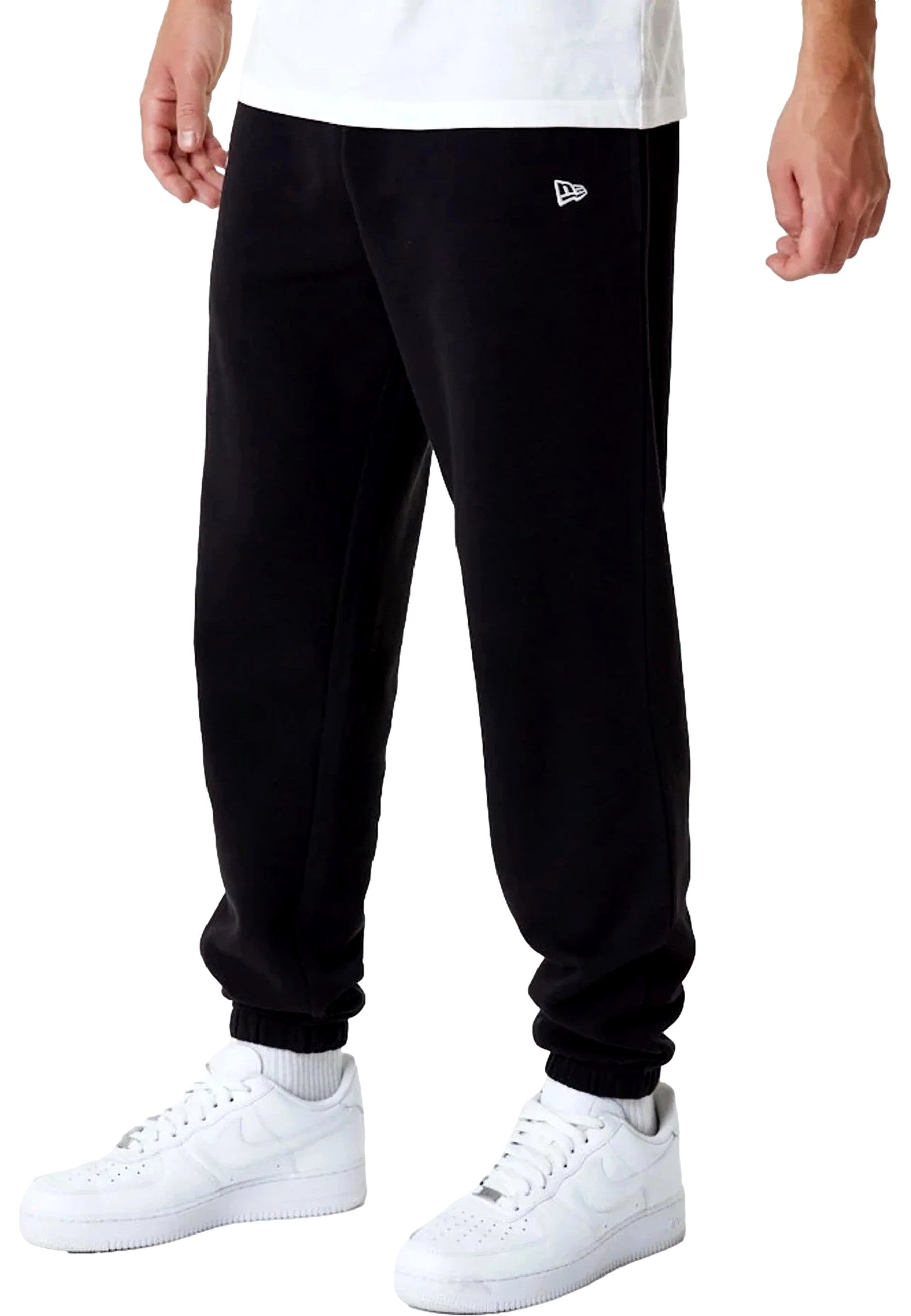 PANTALON NEW ERA NEGRO YANKEES MLB ESSENTIAL JOGGER NEYYAN