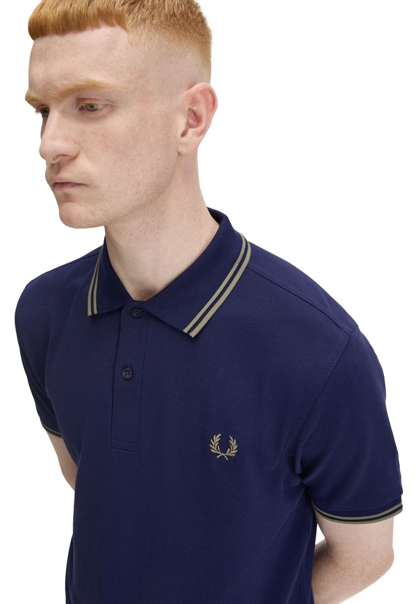 POLO FRED PERRY MARINO/VERDE TWIN TIPPED SHIRT - AREA ZERO
