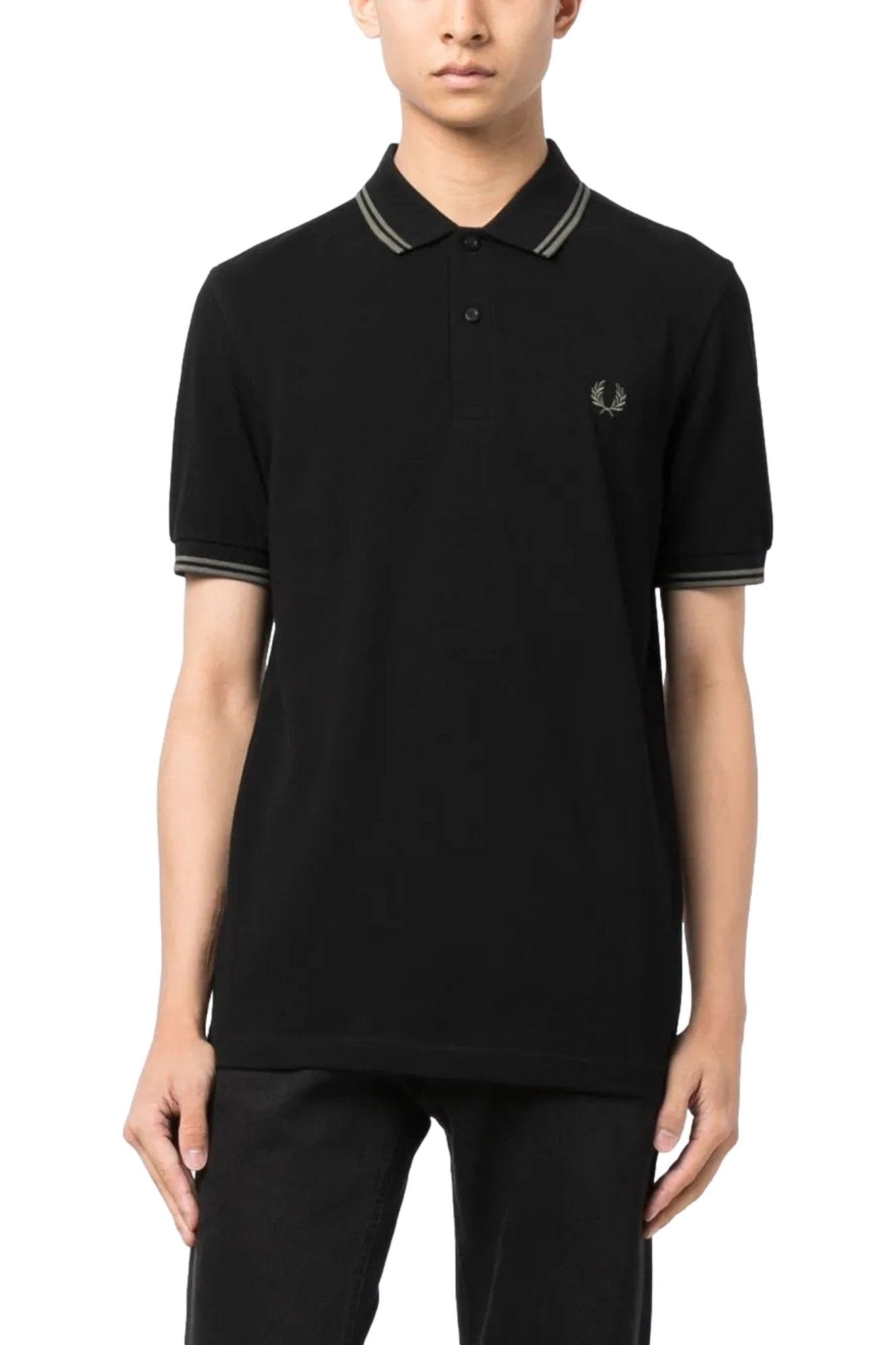 POLO FRED PERRY NEGRO 3D GRAPHIC LAUREL SHIRT - AREA ZERO