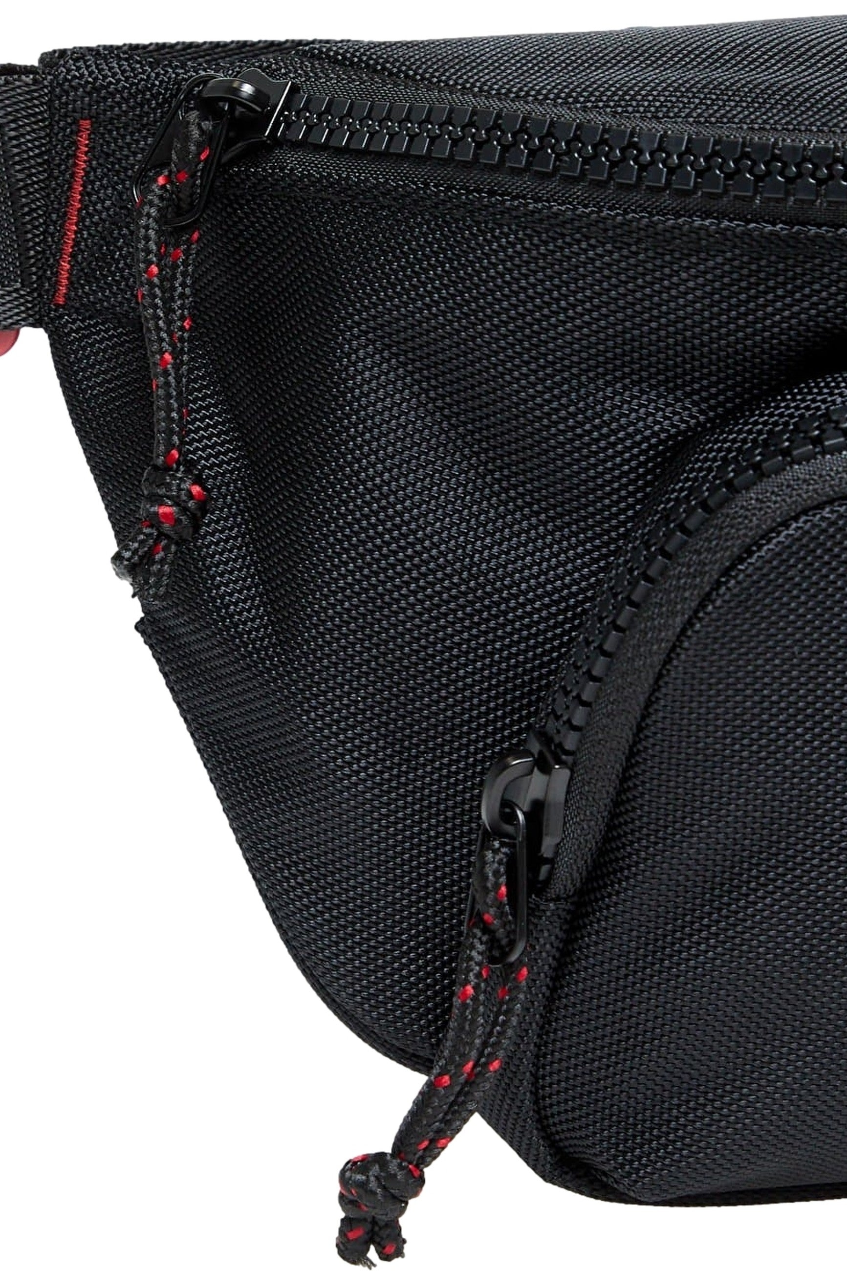 RIÑONERA JORDAN NEGRA RISE CROSS BODY BAG