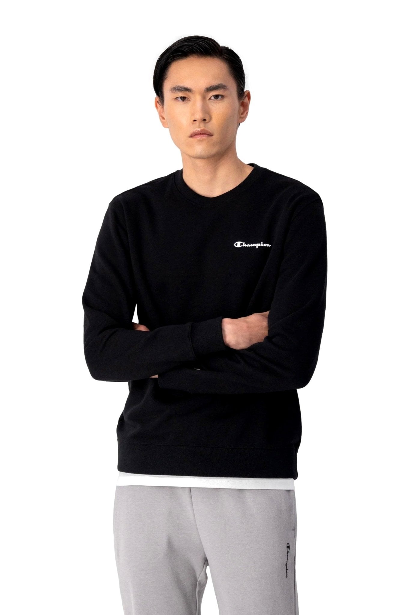 SUDADERA CHAMPION NEGRA SMALL TEXTED LOGO CREWNECK - AREA ZERO