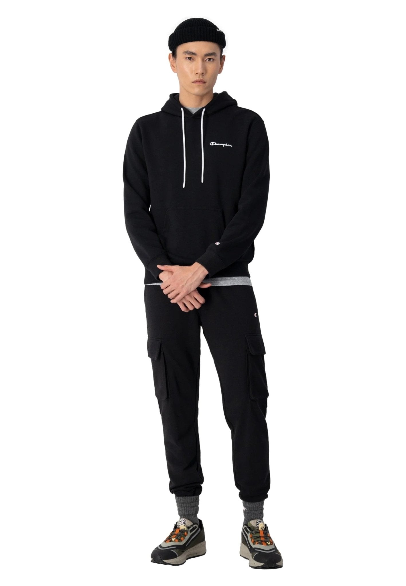 SUDADERA CHAMPION NEGRA SMALL TEXTED LOGO HOODIE - AREA ZERO