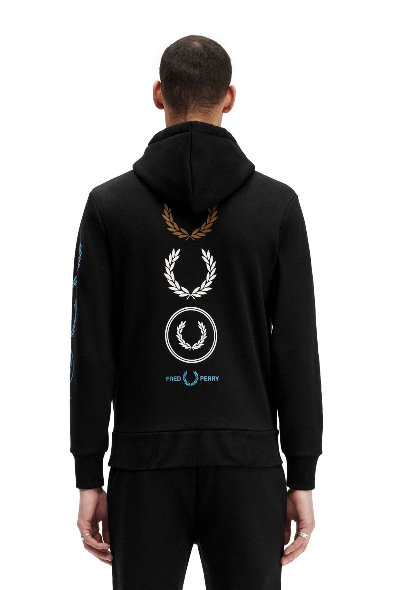 SUDADERA FRED PERY NEGRA GRAPHIC BRANDED HODDED SWEAT - AREA ZERO